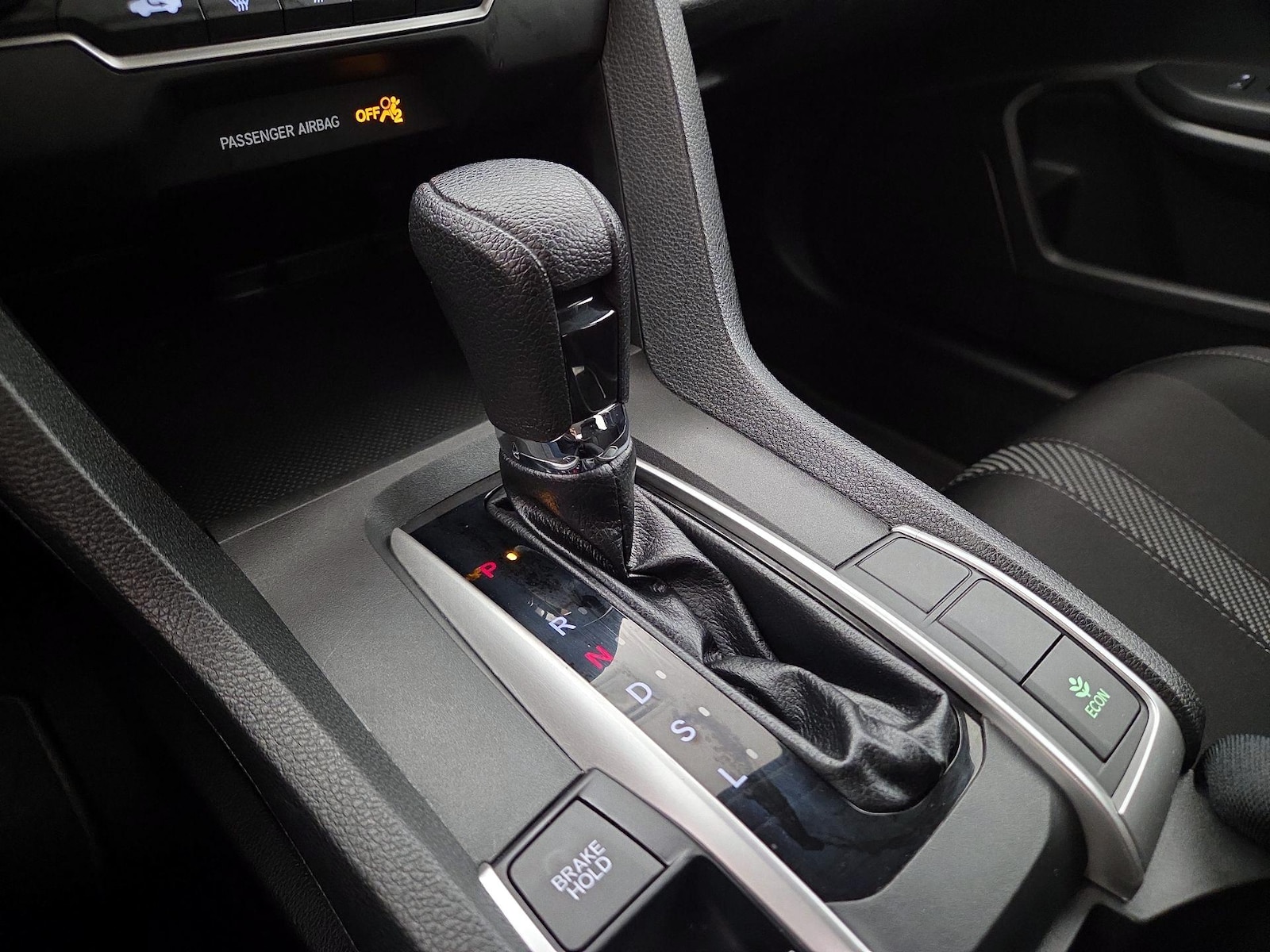 2018 Honda Civic LX - Photo 18