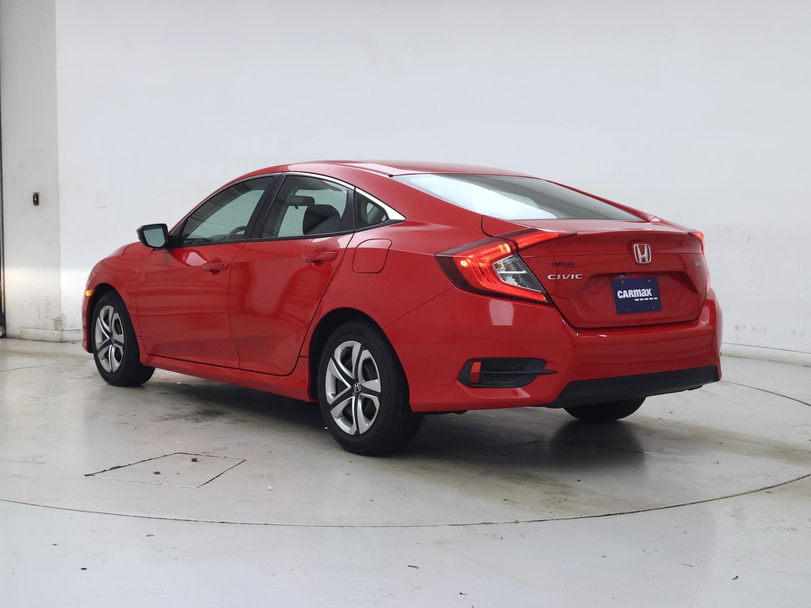 2018 Honda Civic LX - Photo 3