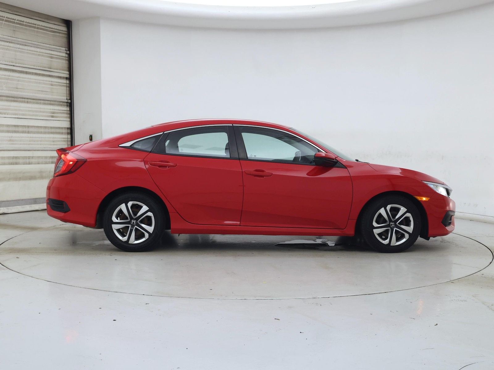 2018 Honda Civic LX - Photo 8