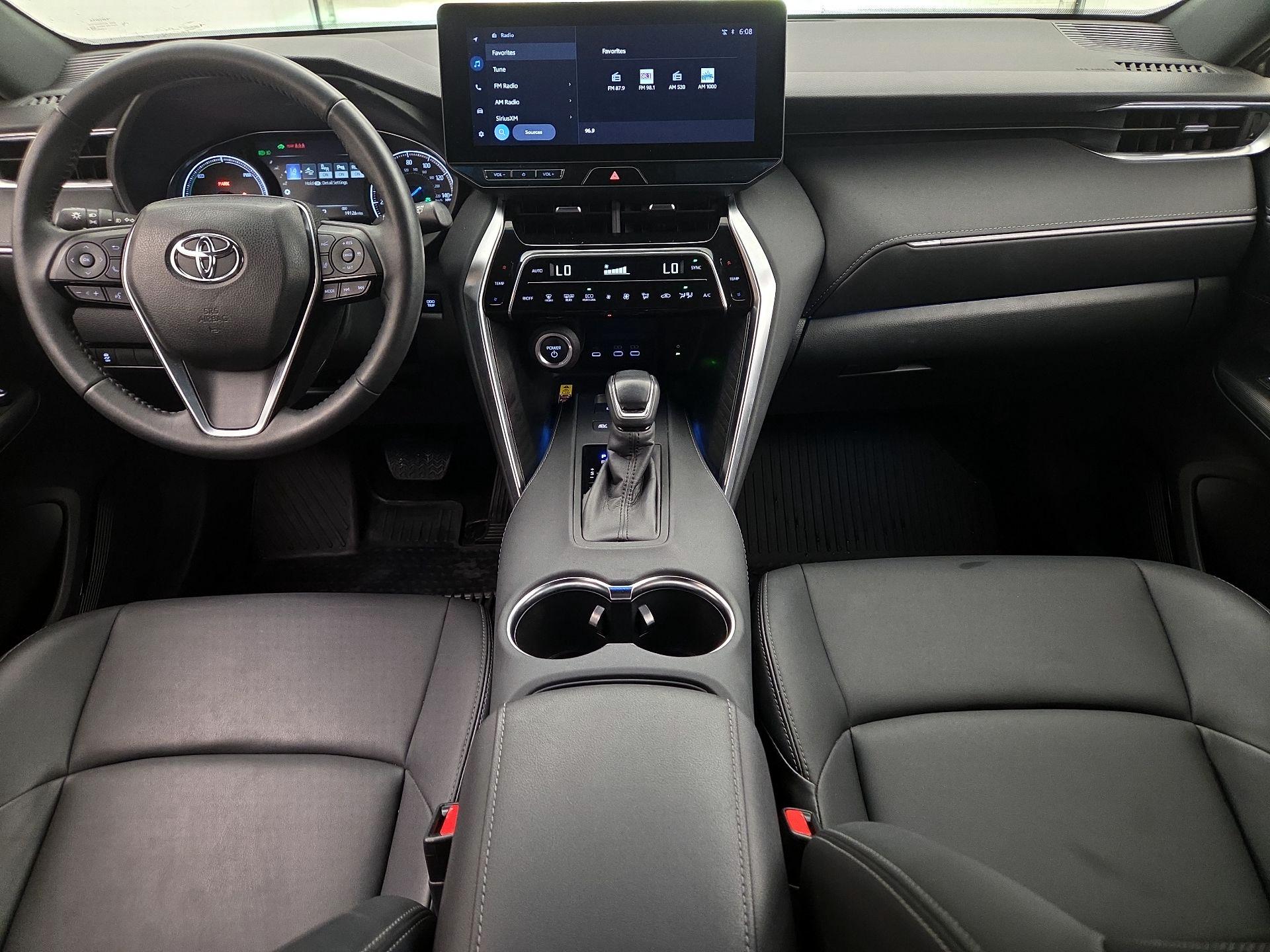 Thumbnail: 2023 Toyota Venza - 9