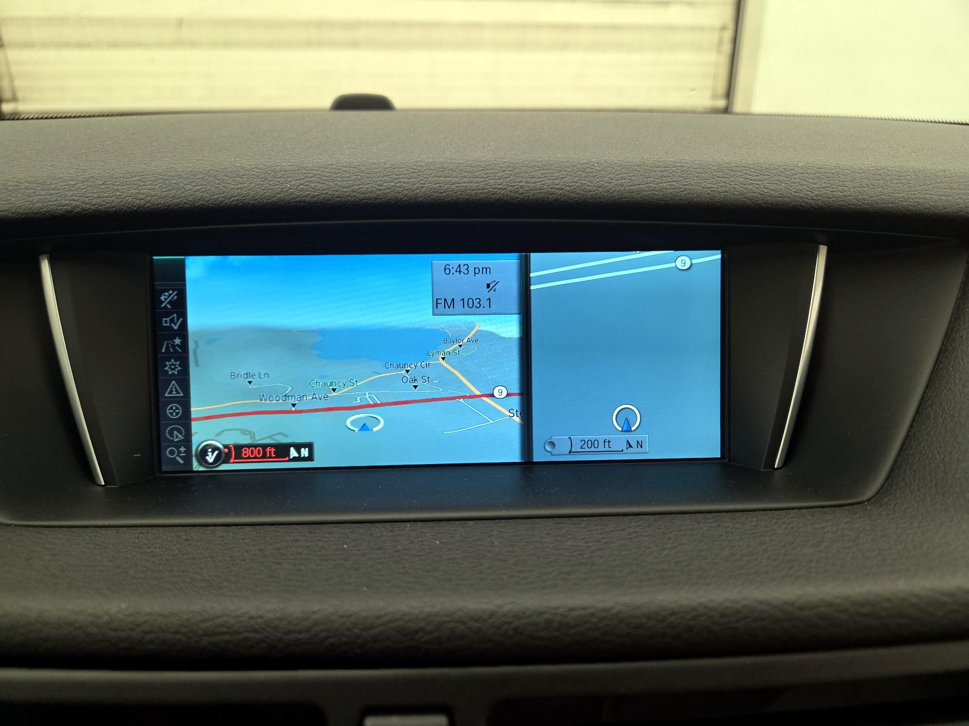 Thumbnail: 2015 BMW X1 - 14