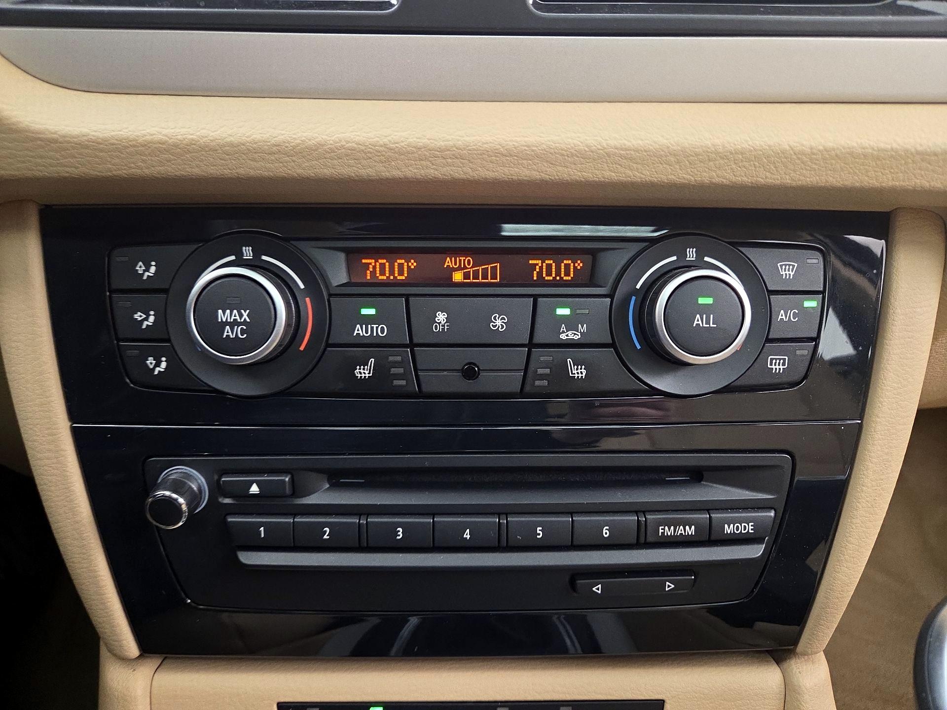 Thumbnail: 2015 BMW X1 - 17