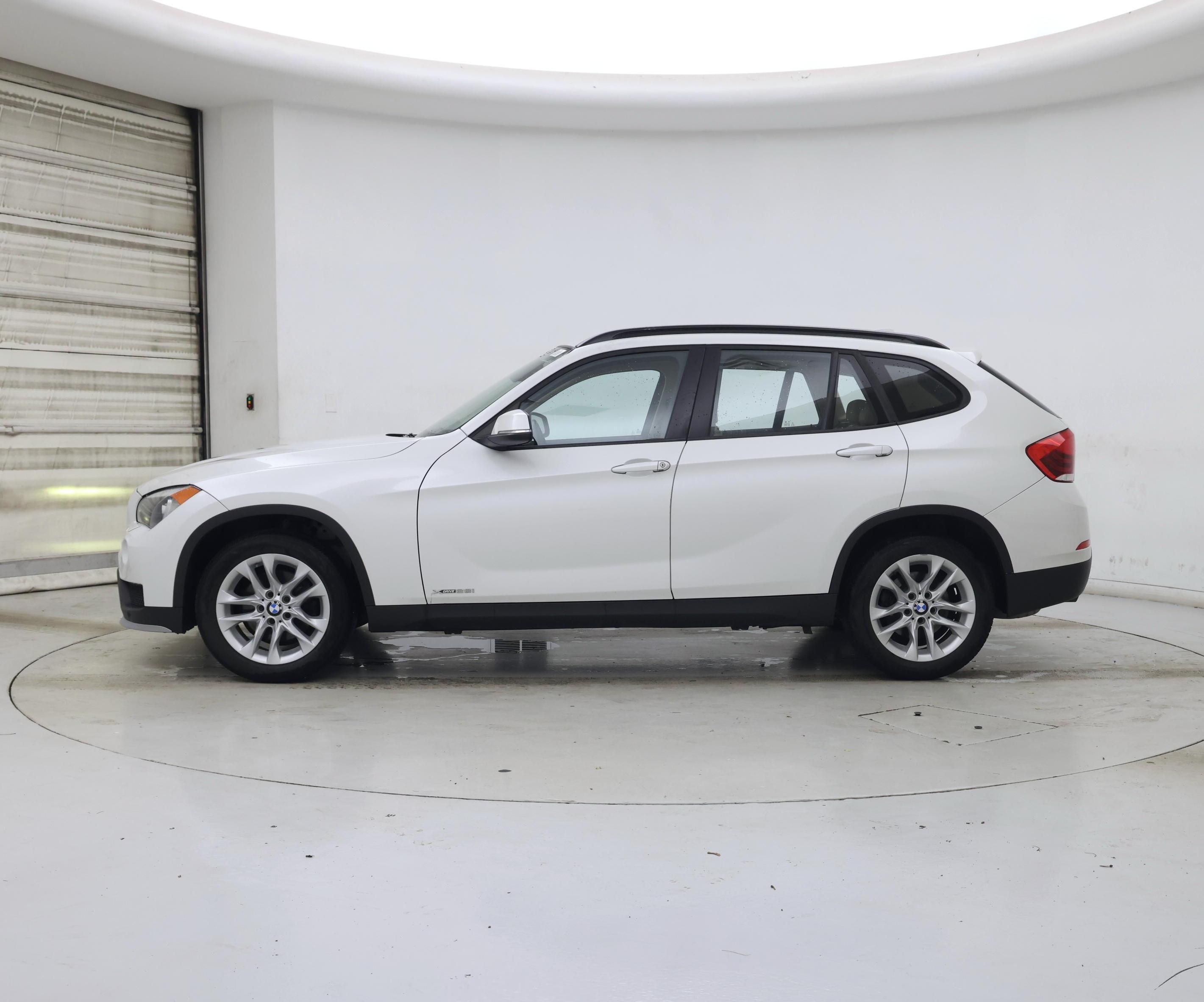 Thumbnail: 2015 BMW X1 - 3