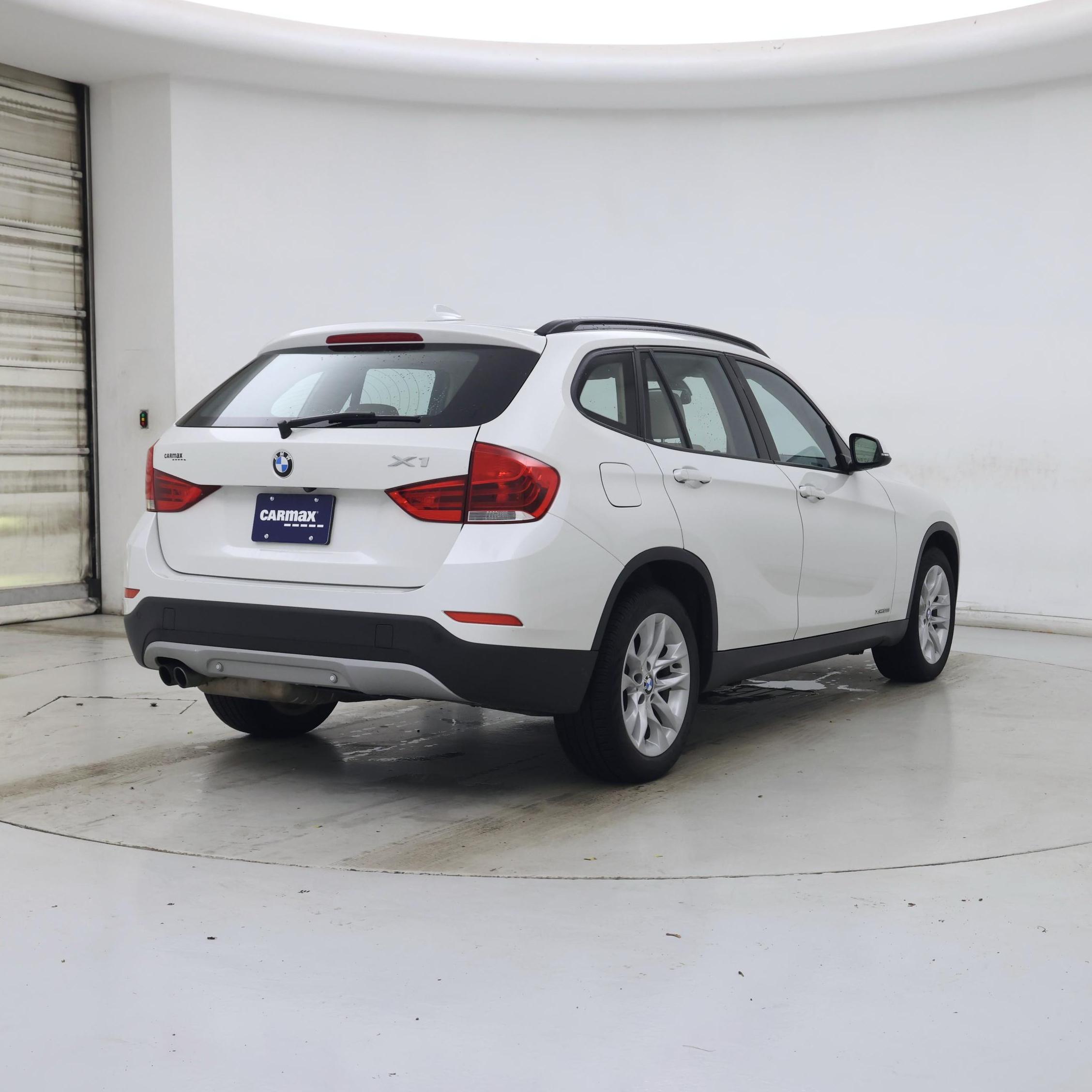Thumbnail: 2015 BMW X1 - 8