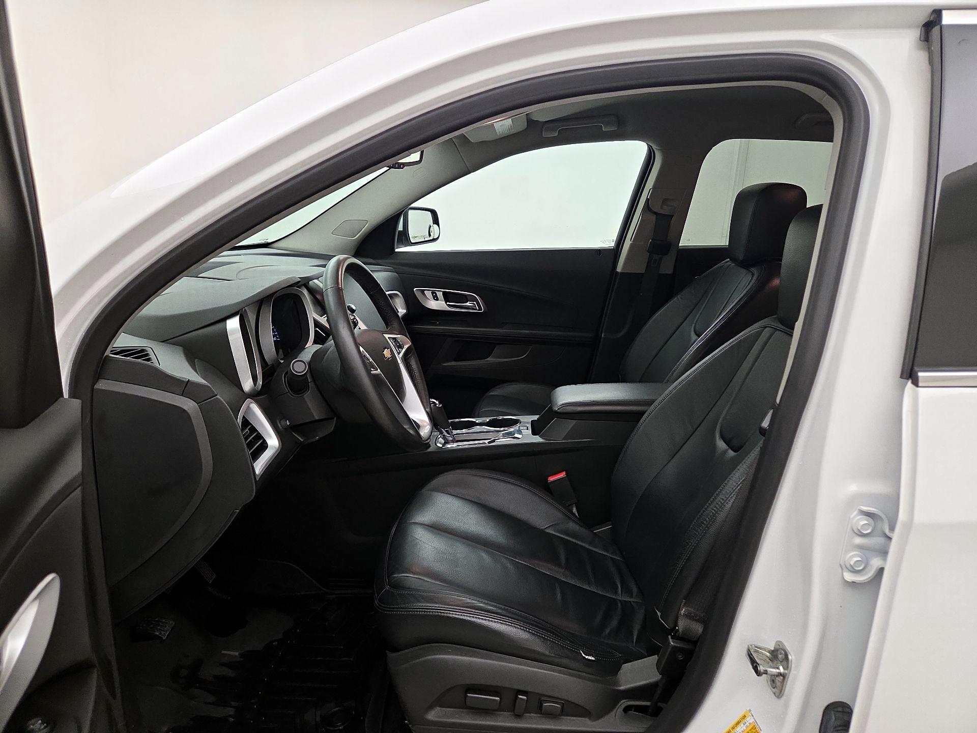 Thumbnail: 2016 Chevrolet Equinox - 11