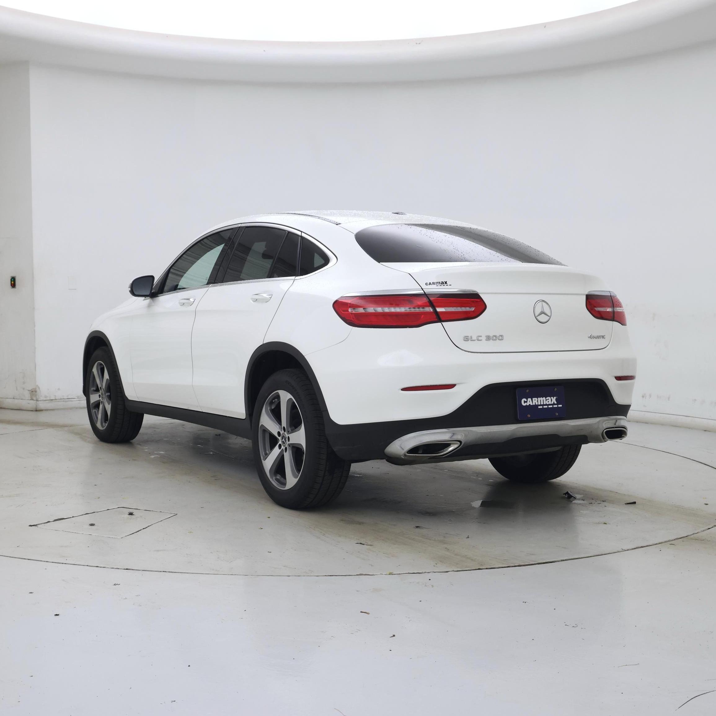 Thumbnail: 2019 Mercedes-Benz GLC - 2