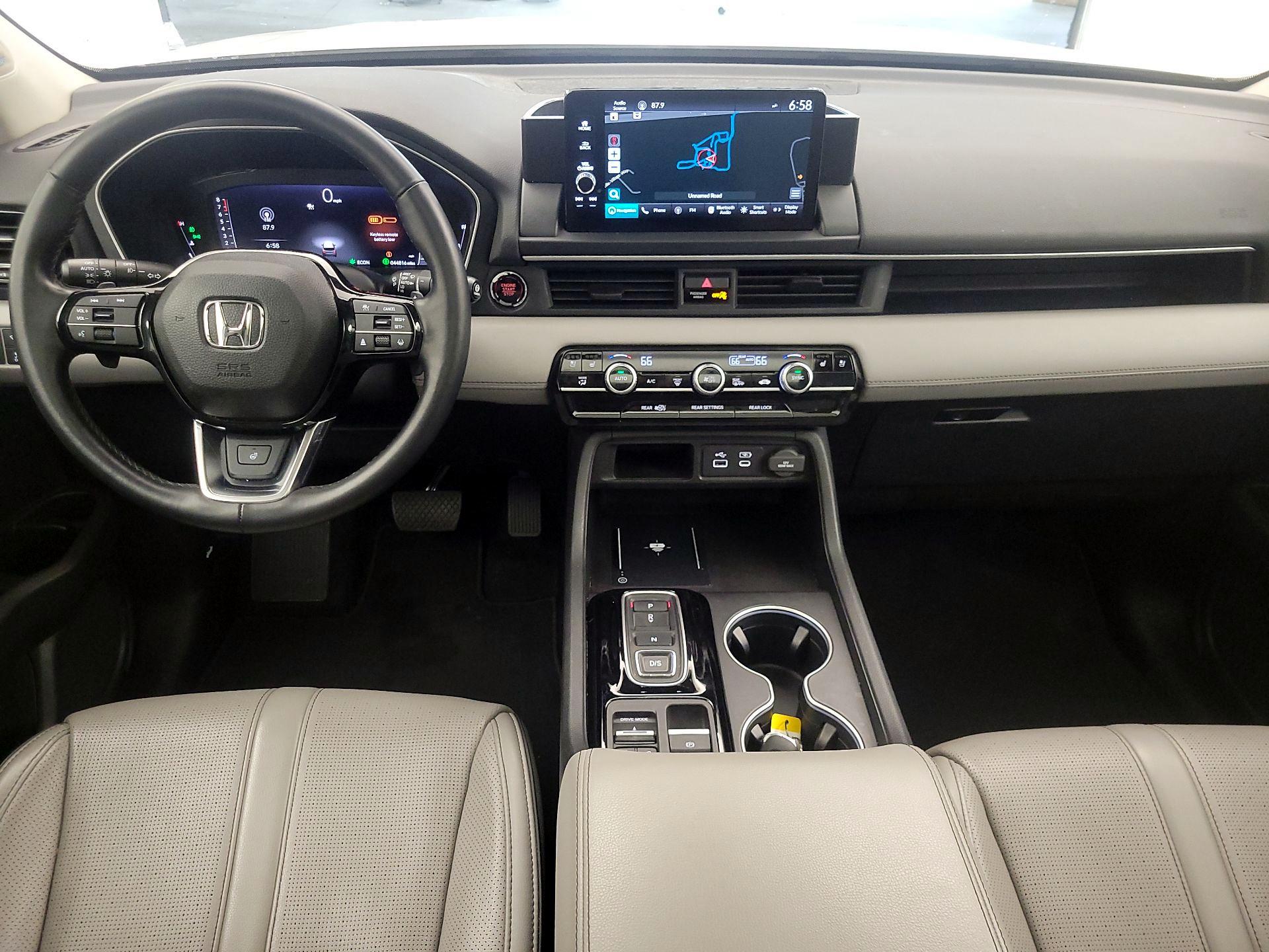 Thumbnail: 2023 Honda Pilot - 9