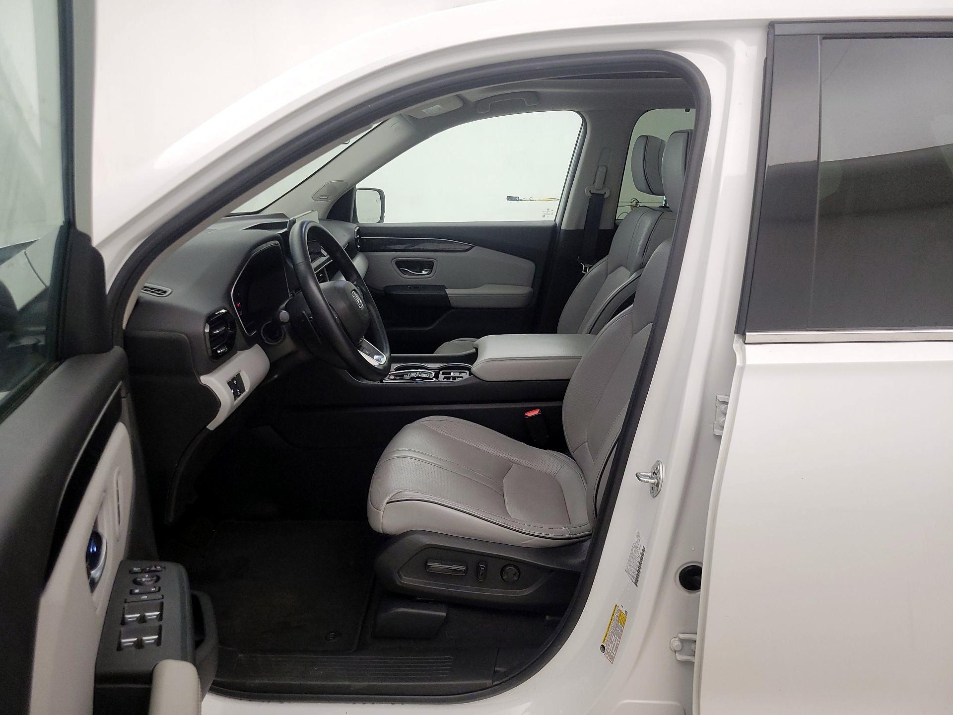 Thumbnail: 2023 Honda Pilot - 11