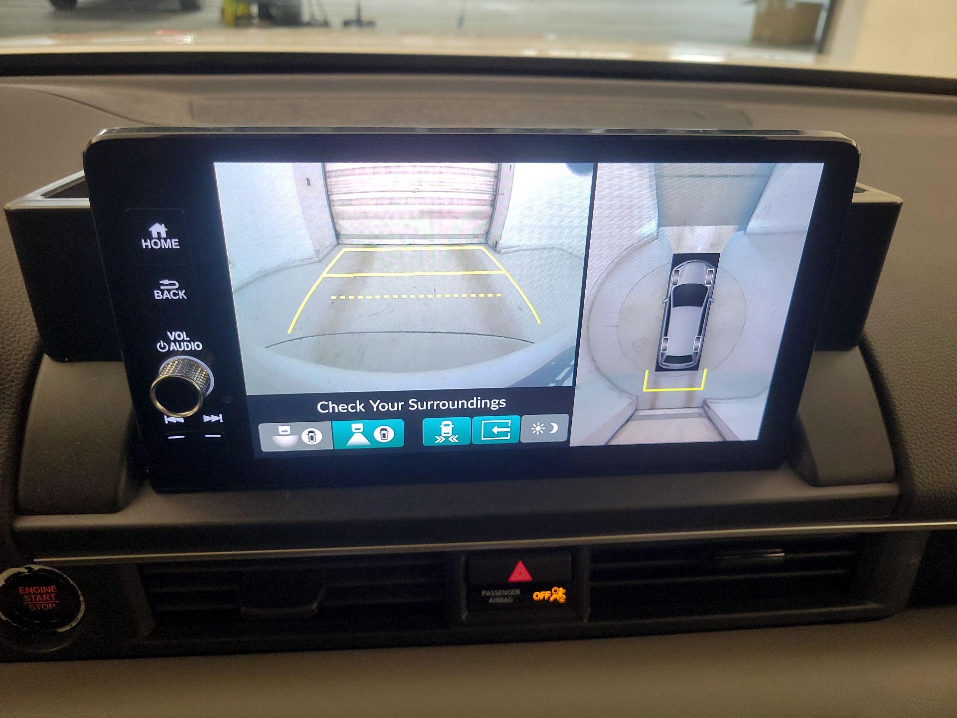 Thumbnail: 2023 Honda Pilot - 15