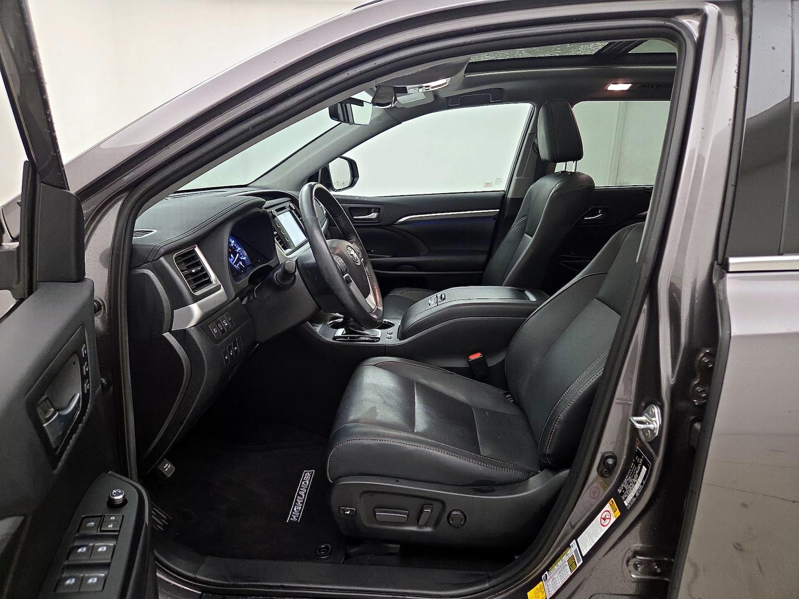 2019 Toyota Highlander Limited Platinum - Photo 12