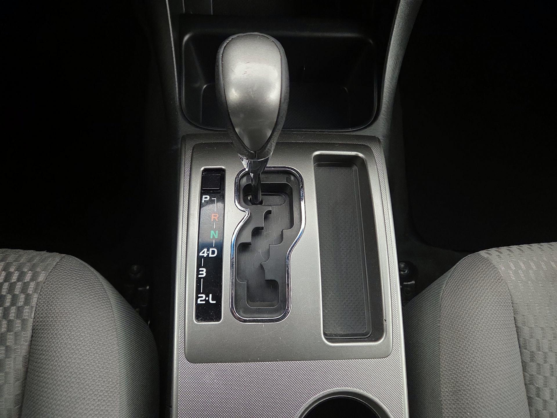 Thumbnail: 2015 Toyota Tacoma - 17