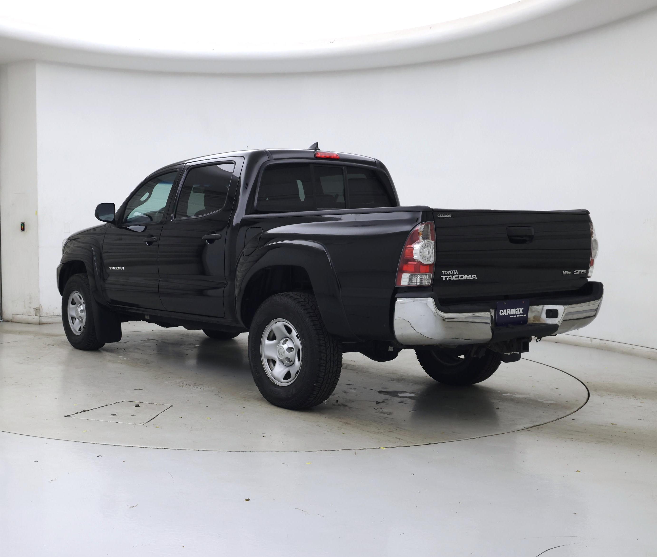 Thumbnail: 2015 Toyota Tacoma - 2