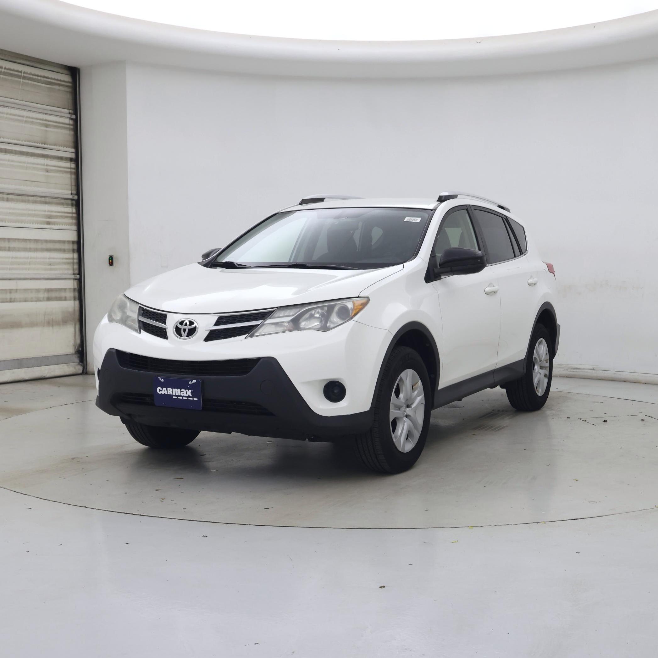 Thumbnail: 2015 Toyota RAV4 - 4