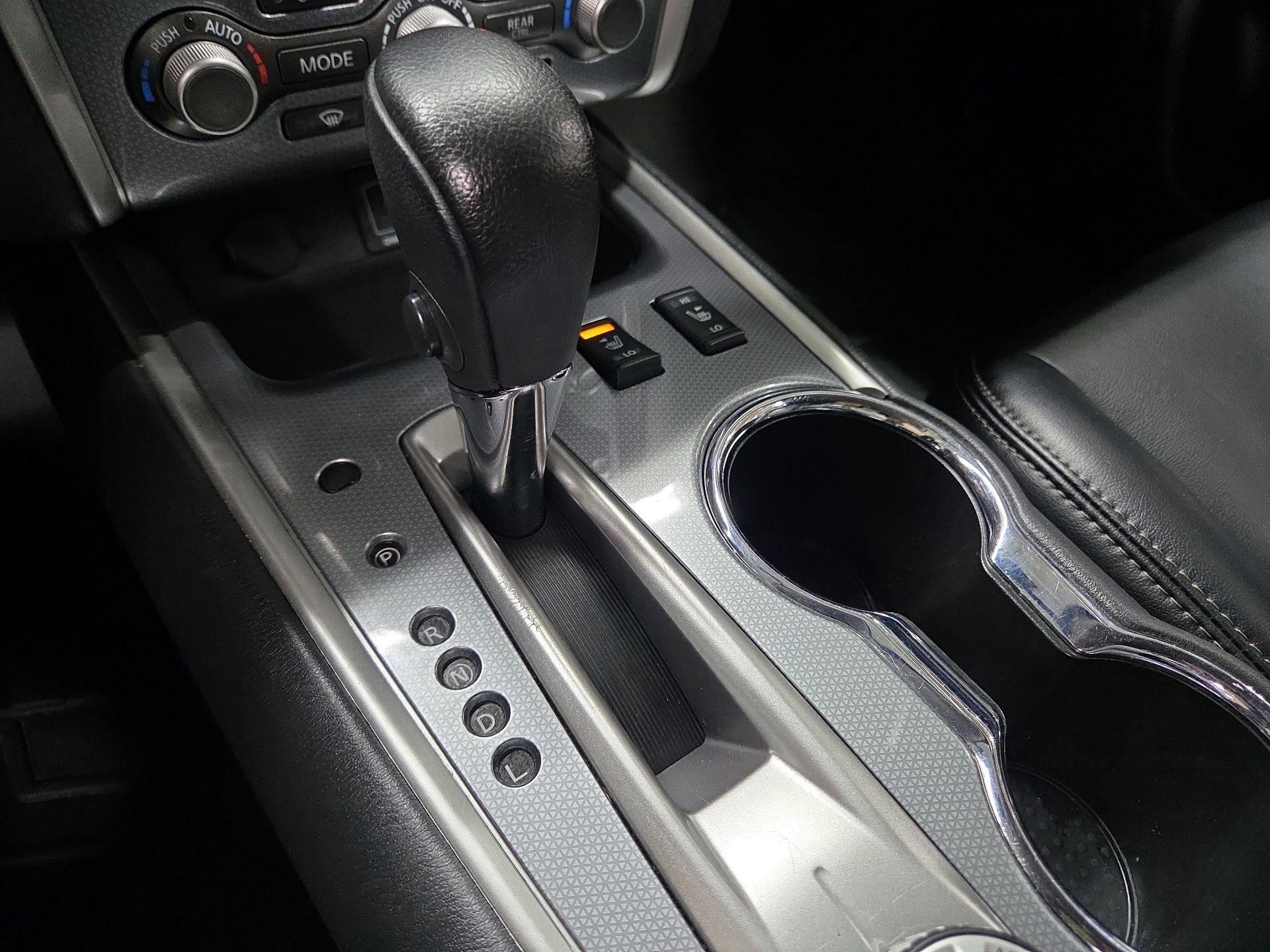 Thumbnail: 2020 Nissan Pathfinder - 18