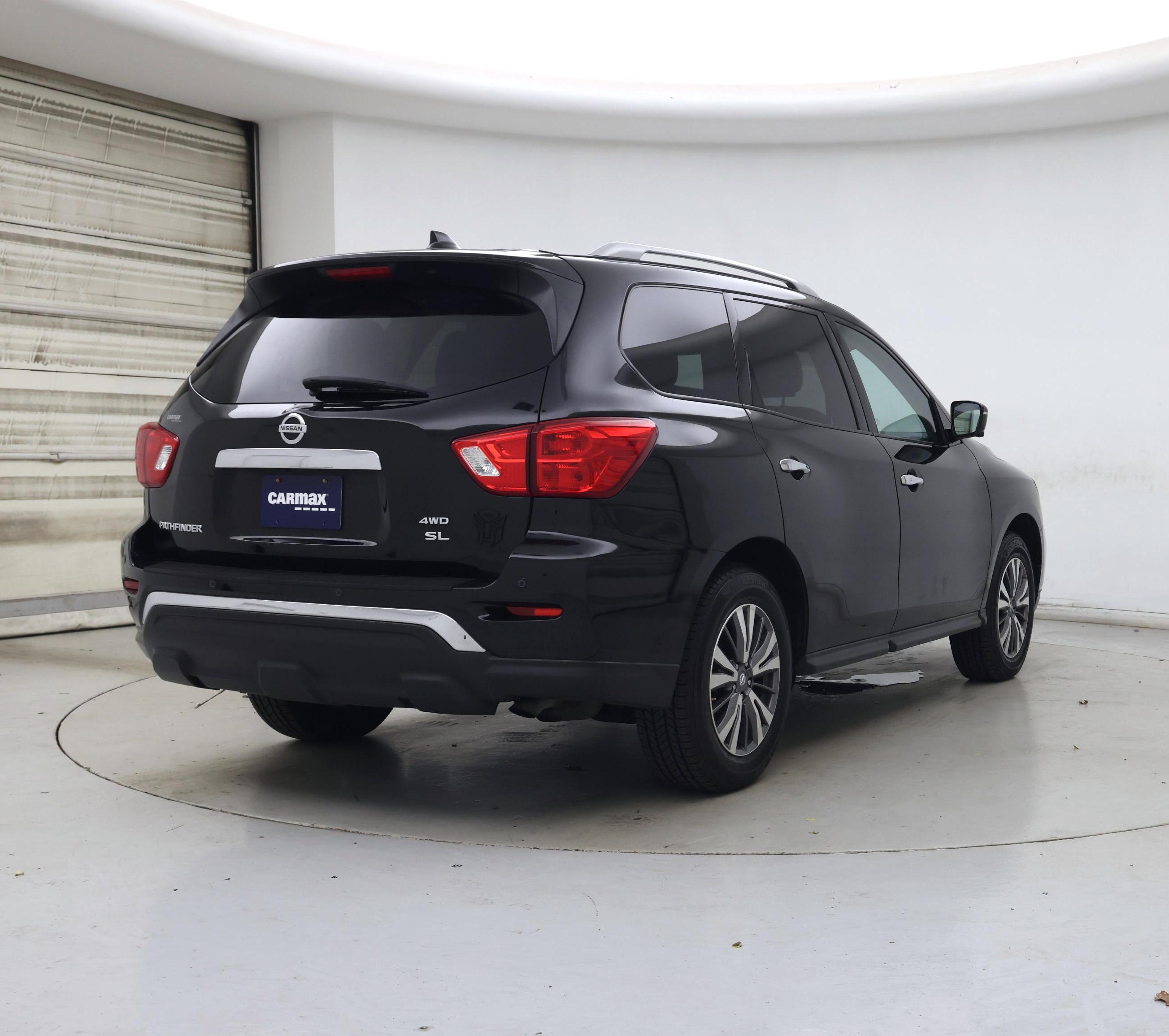 Thumbnail: 2020 Nissan Pathfinder - 8