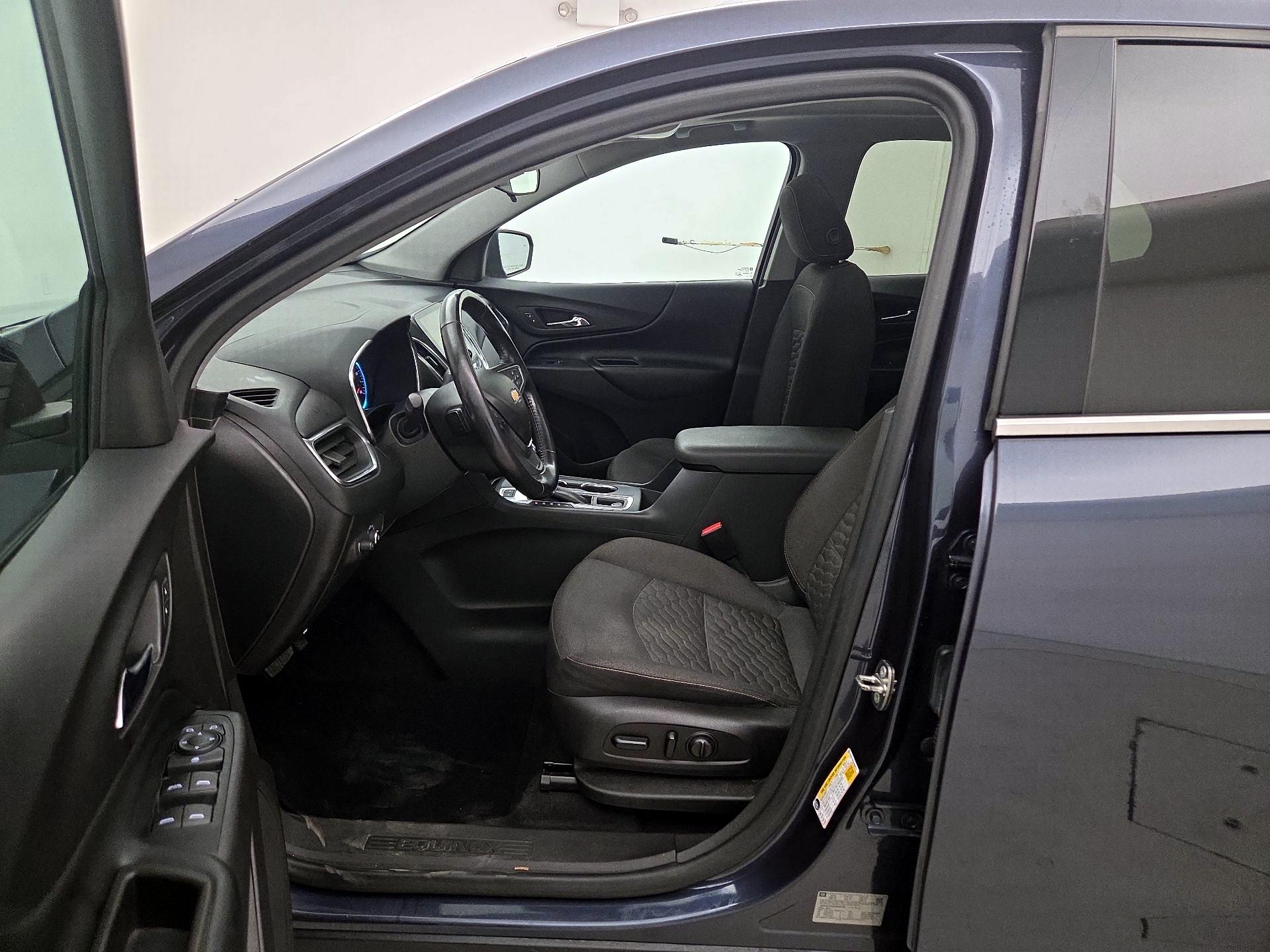 Thumbnail: 2018 Chevrolet Equinox - 11