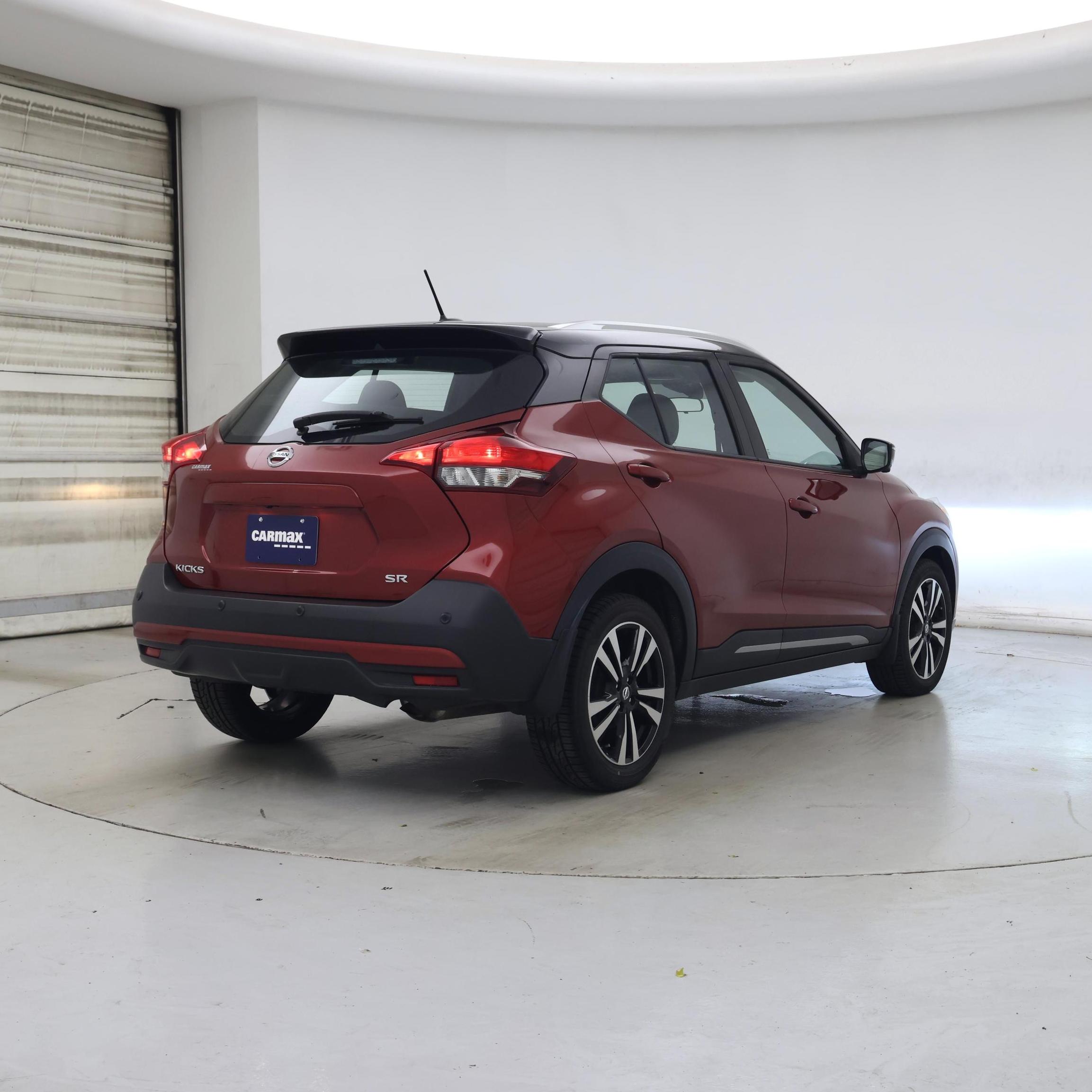Thumbnail: 2020 Nissan Kicks - 8