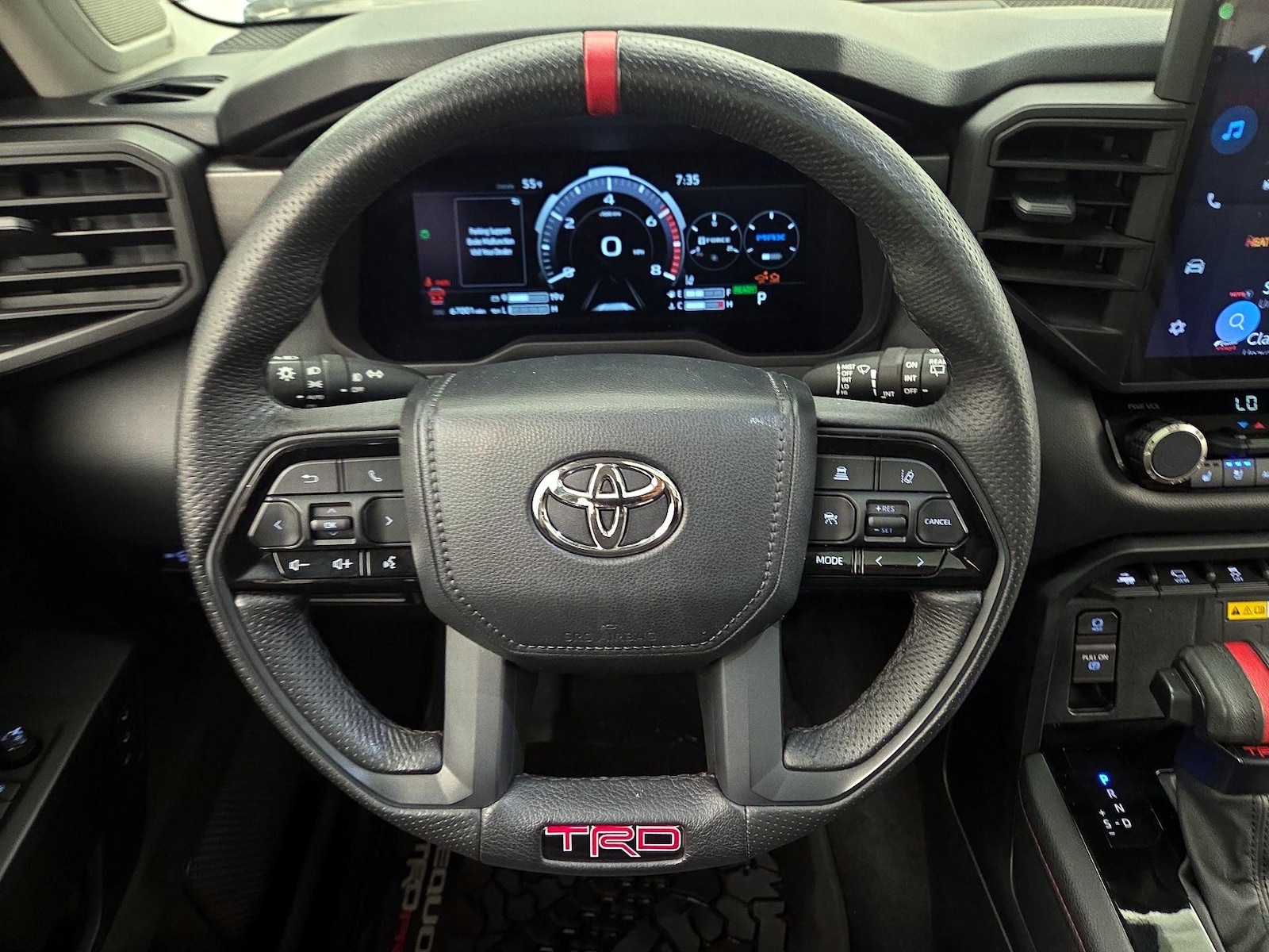 2023 Toyota Sequoia TRD Pro - Photo 11