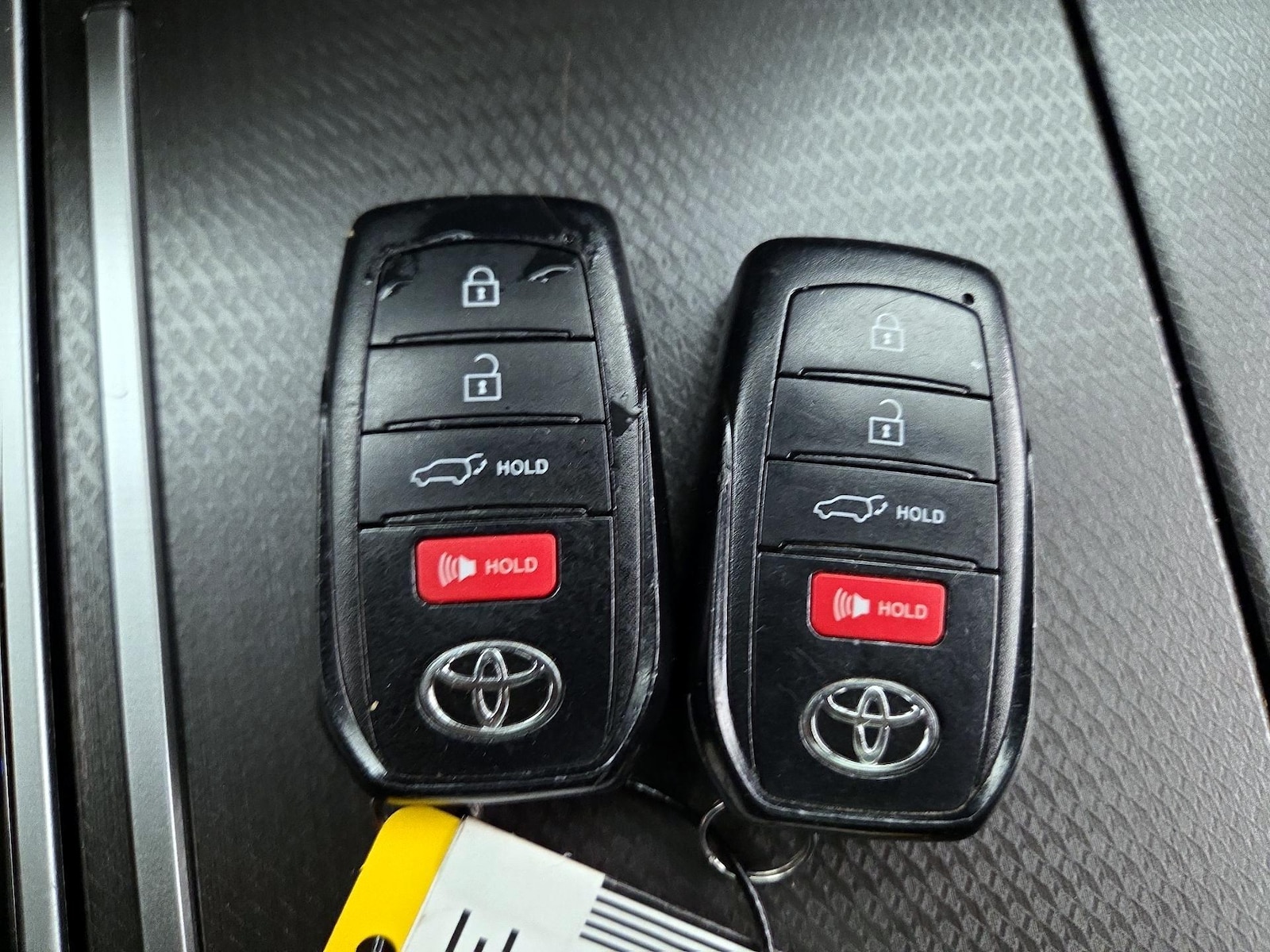 2023 Toyota Sequoia TRD Pro - Photo 27