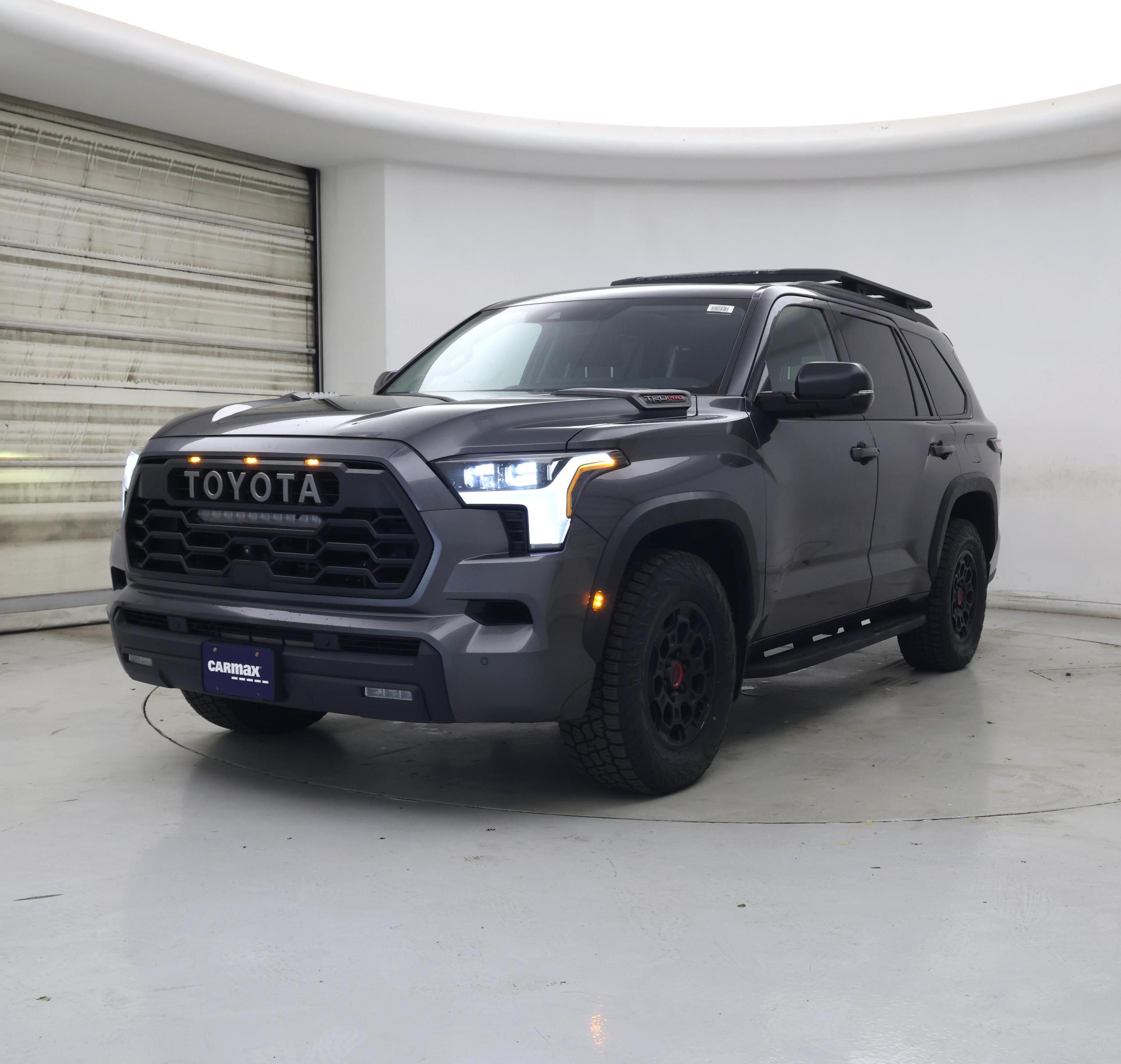 Thumbnail: 2023 Toyota Sequoia - 4