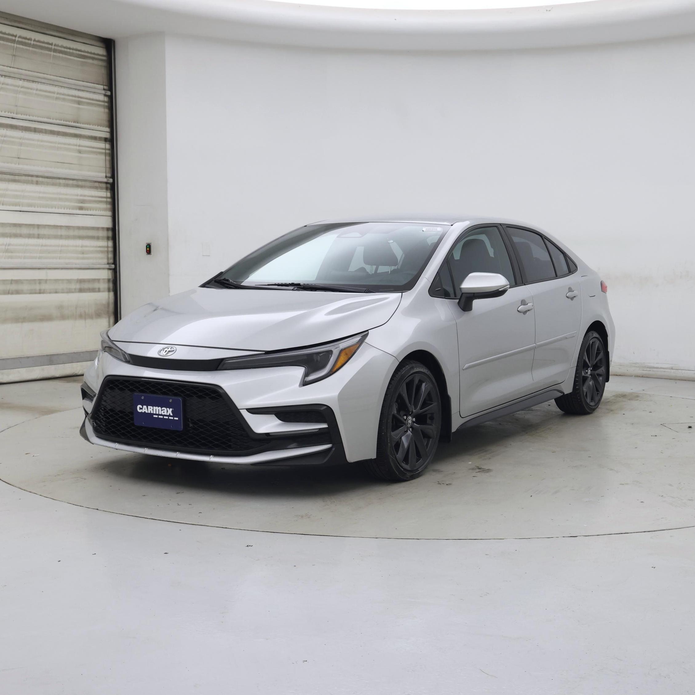 Thumbnail: 2023 Toyota Corolla - 4