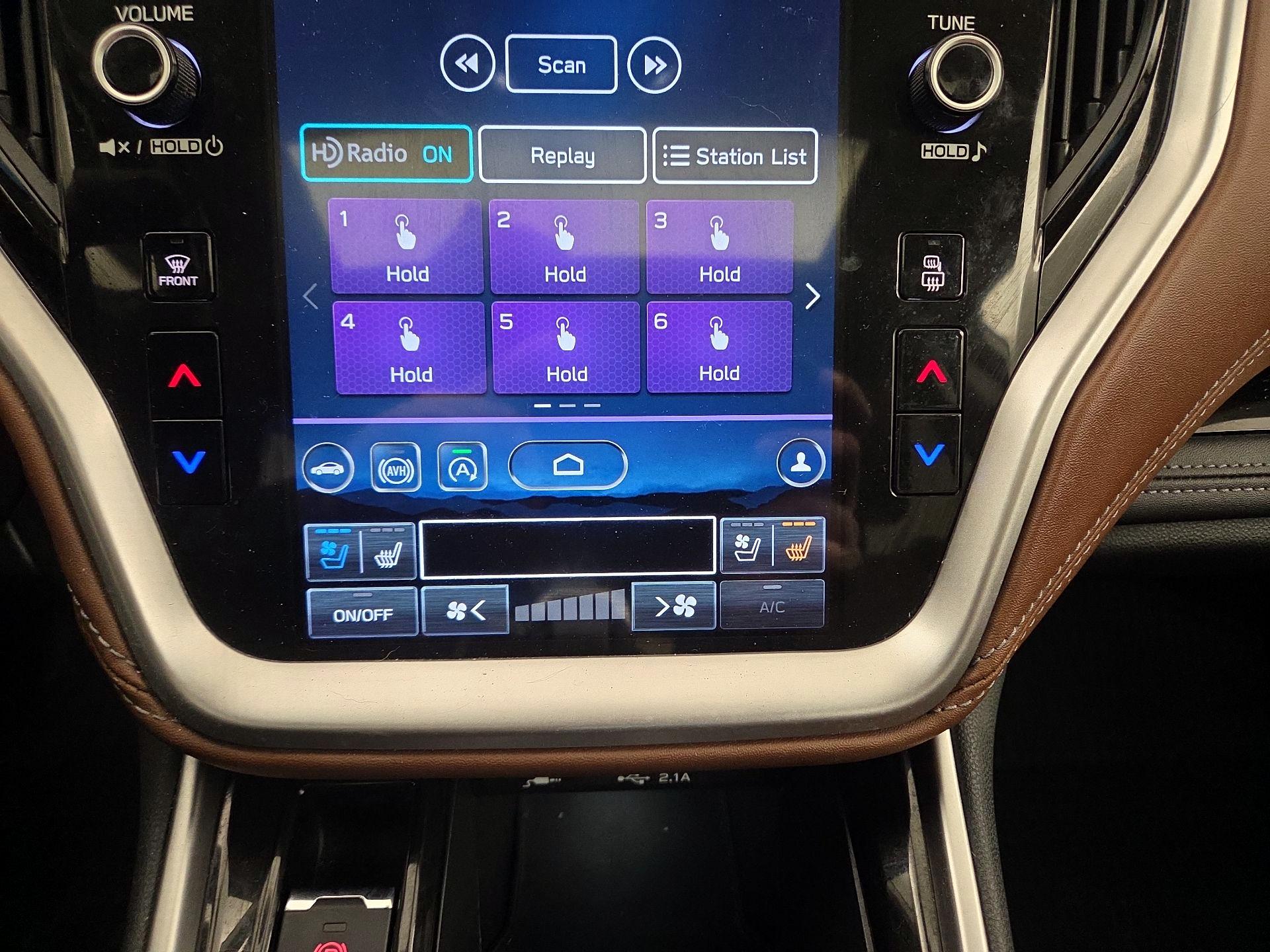 Thumbnail: 2022 Subaru Outback - 16