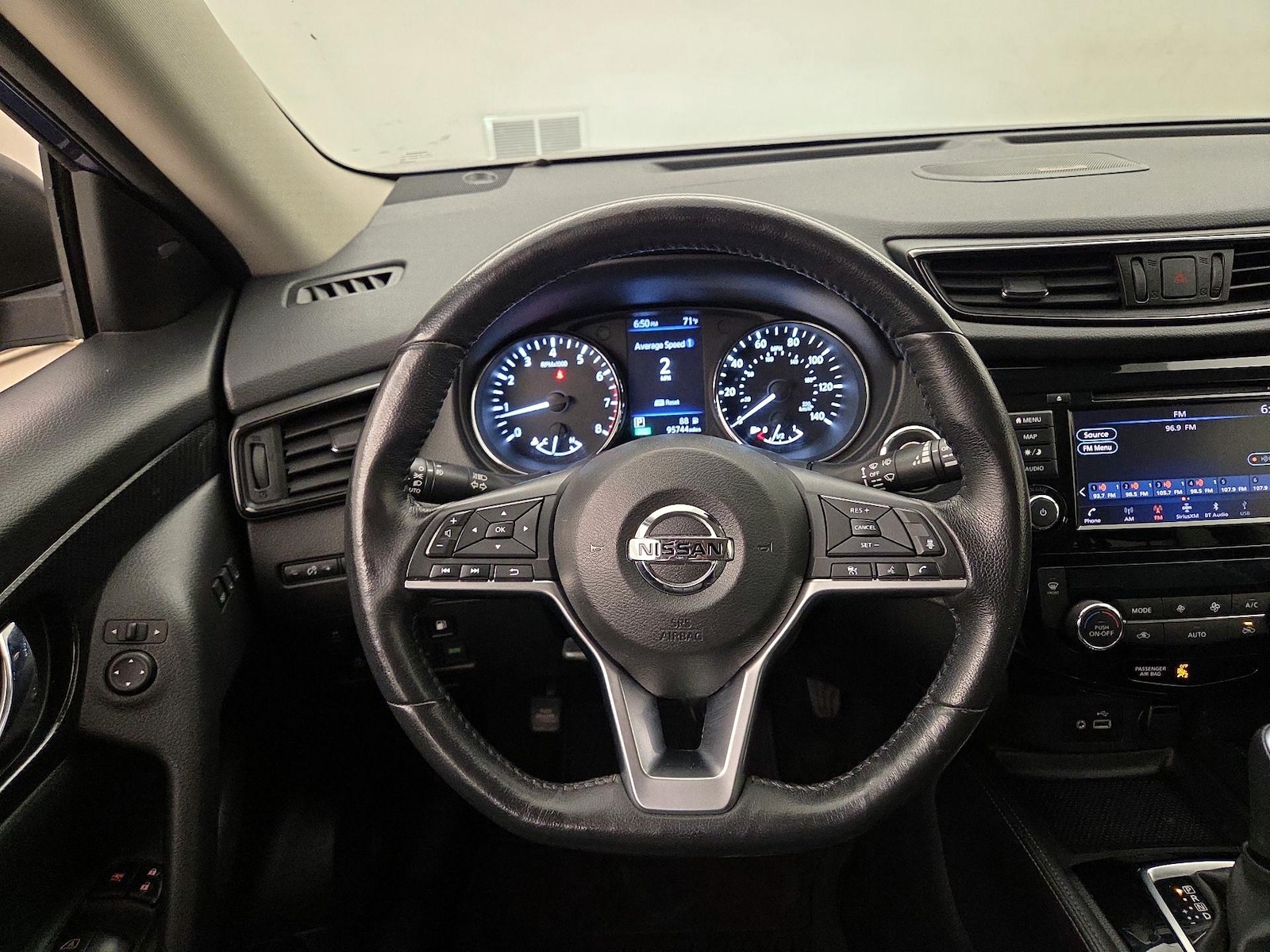 2018 Nissan Rogue SL - Photo 11