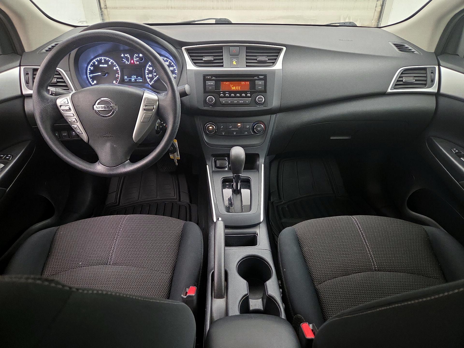 Thumbnail: 2017 Nissan Sentra - 9