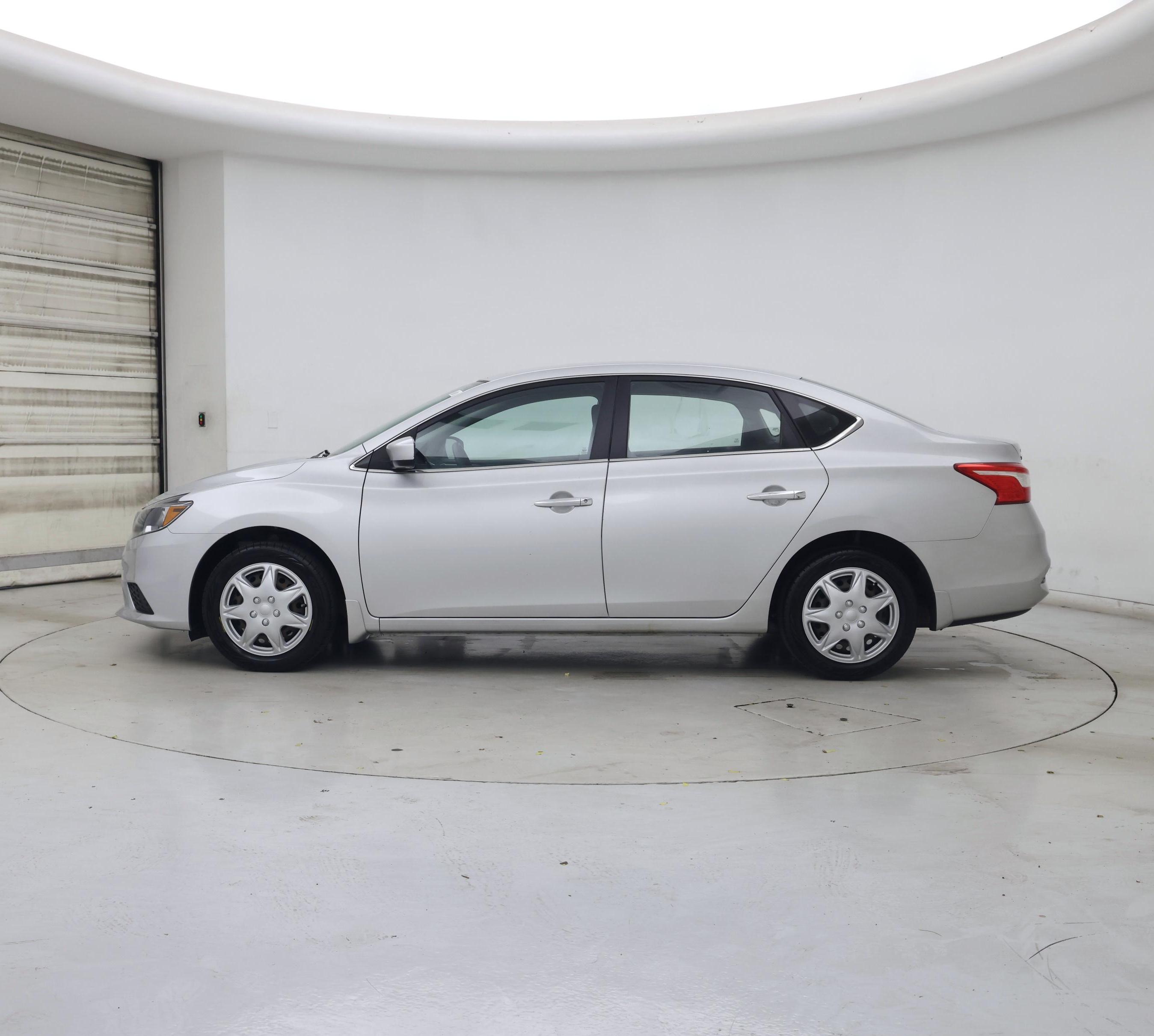 Thumbnail: 2017 Nissan Sentra - 3