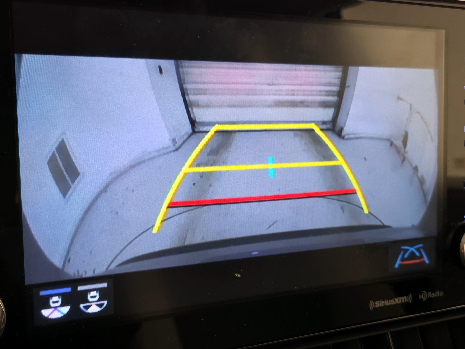 Thumbnail: 2022 Toyota RAV4 - 14