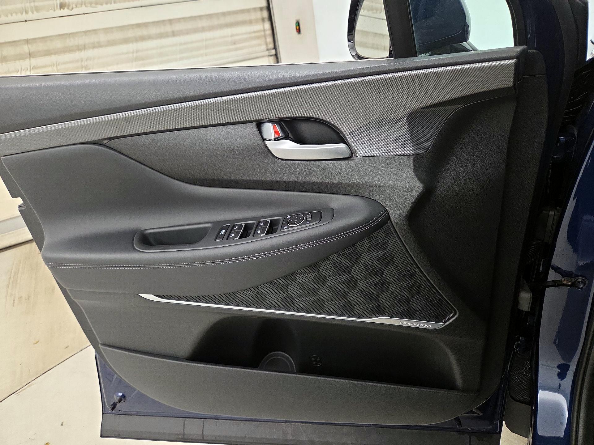 Thumbnail: 2022 Hyundai Santa Fe - 12