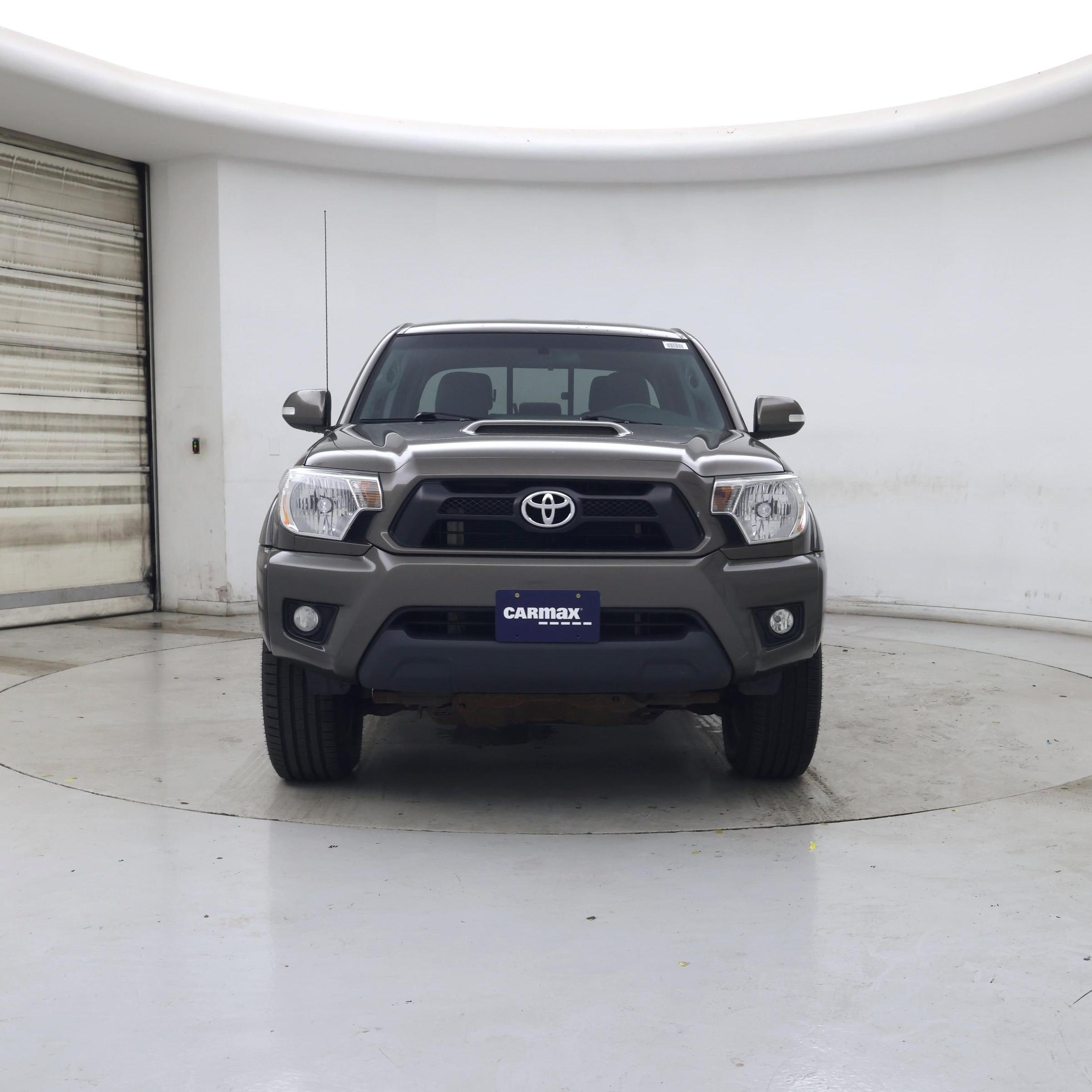 Thumbnail: 2015 Toyota Tacoma - 5