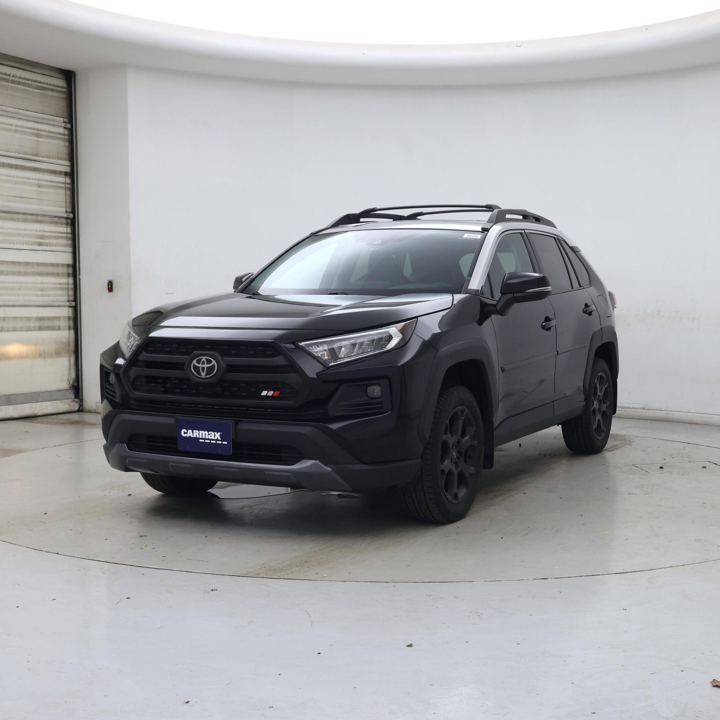 Thumbnail: 2020 Toyota RAV4 - 4