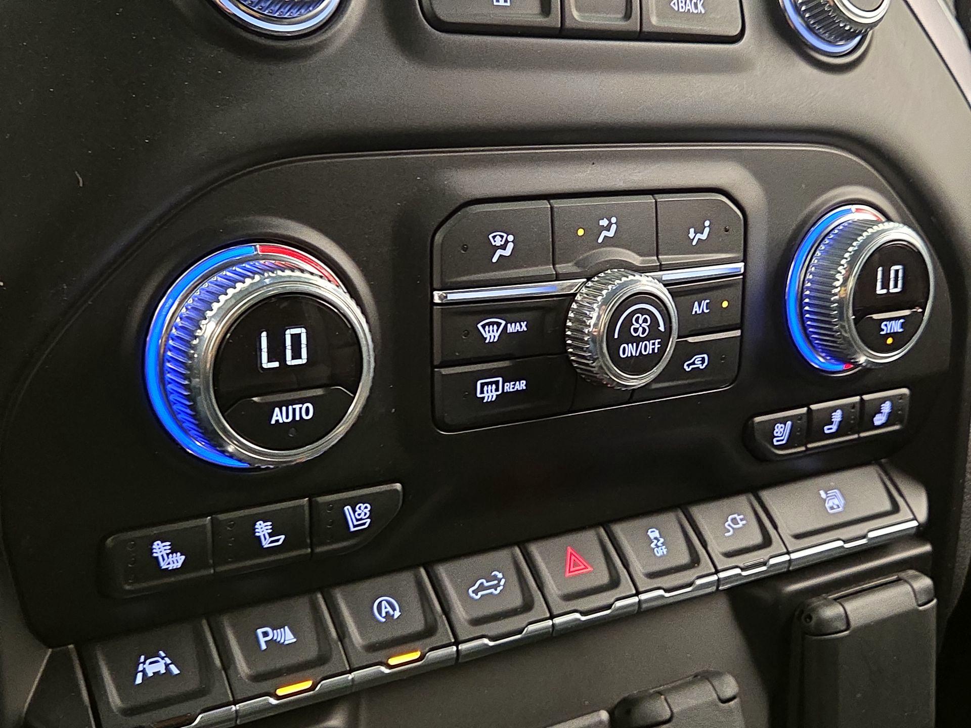 Thumbnail: 2019 GMC Sierra 1500 - 17