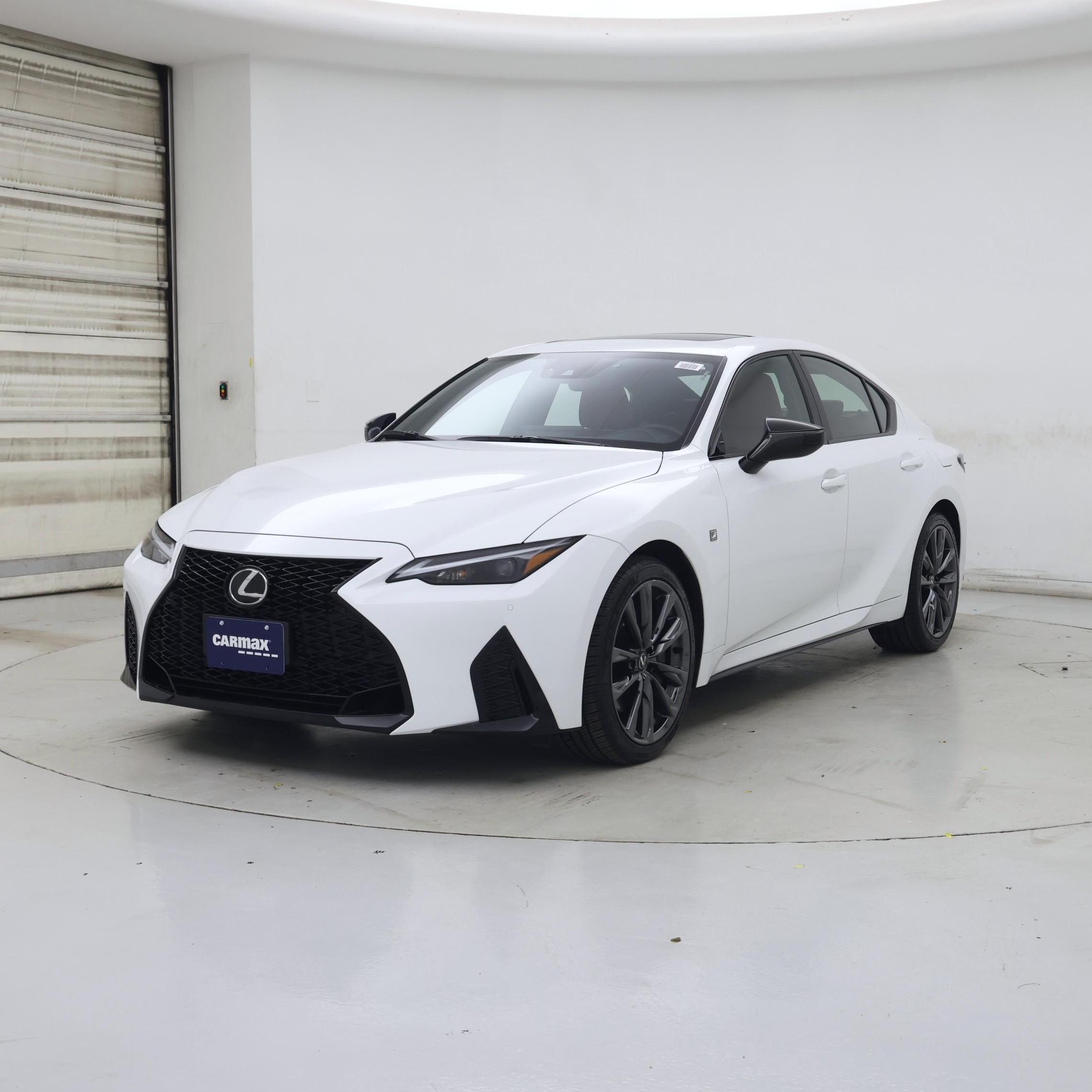 Thumbnail: 2025 Lexus IS - 4