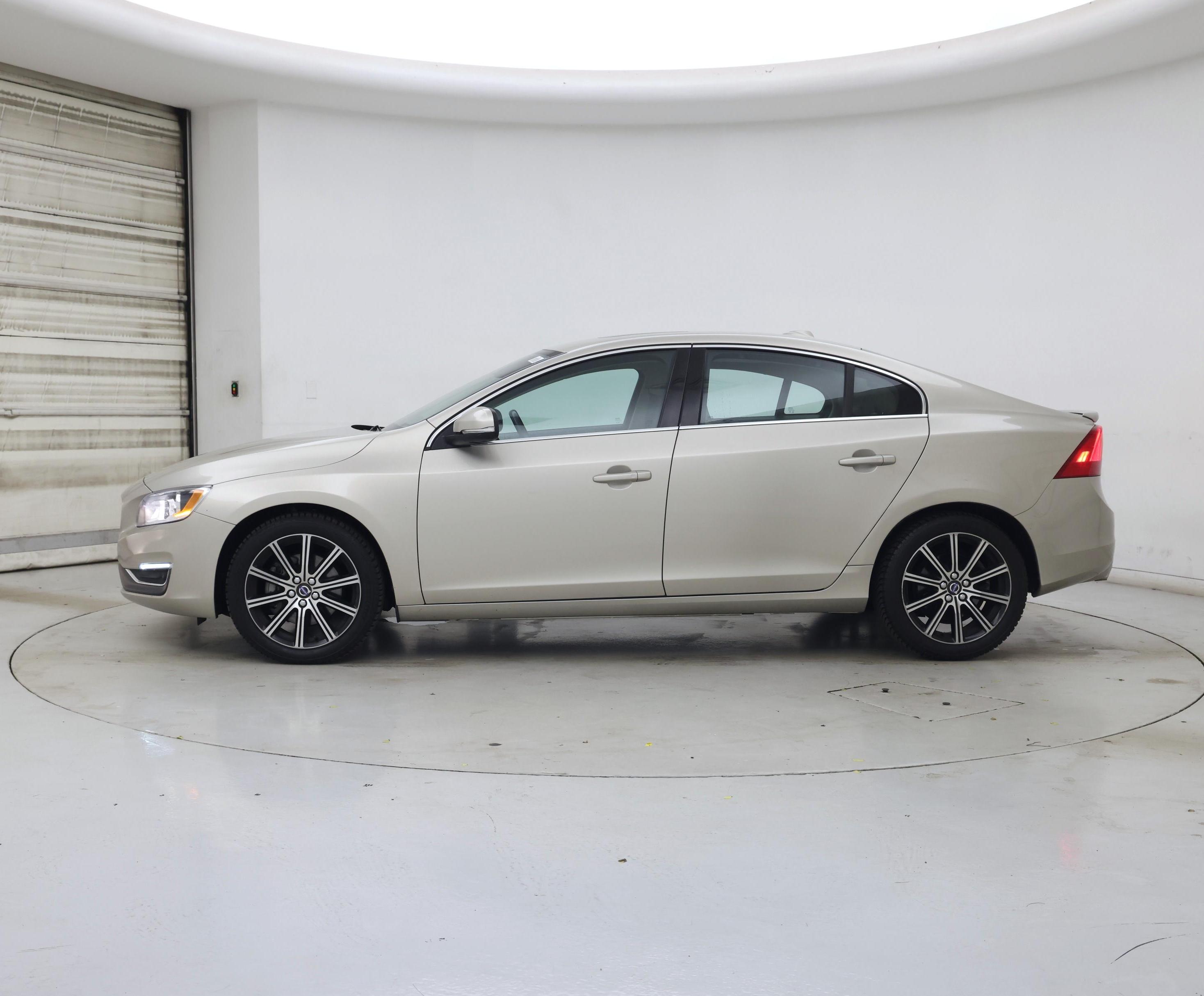 Thumbnail: 2017 Volvo S60 - 3