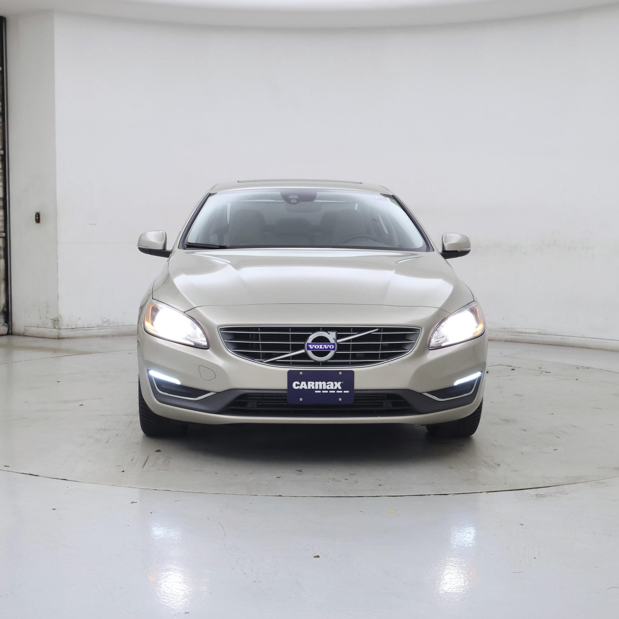Thumbnail: 2017 Volvo S60 - 5