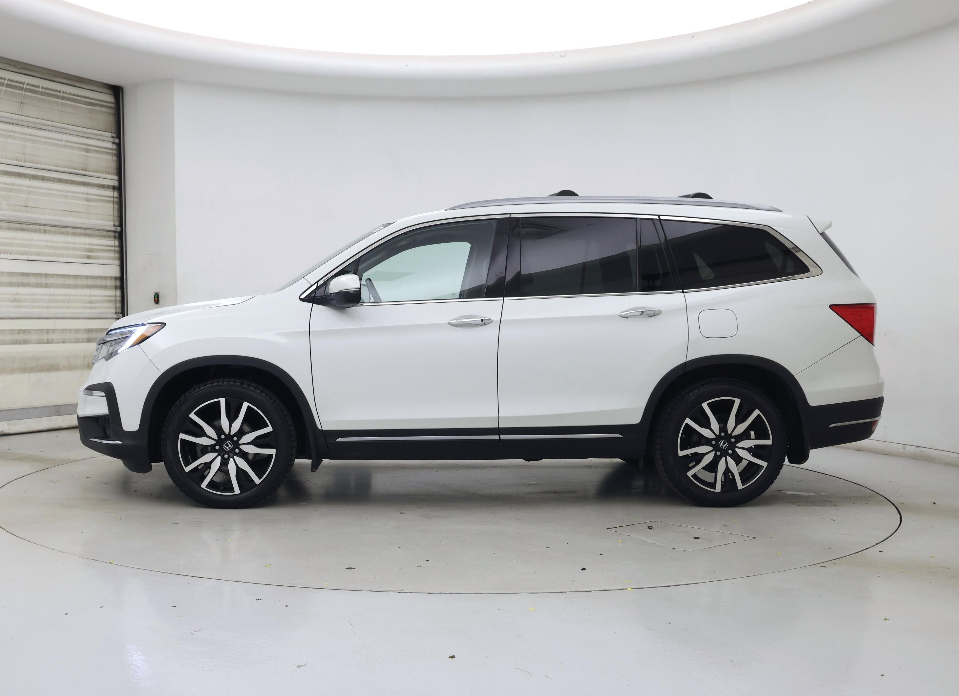Thumbnail: 2021 Honda Pilot - 3