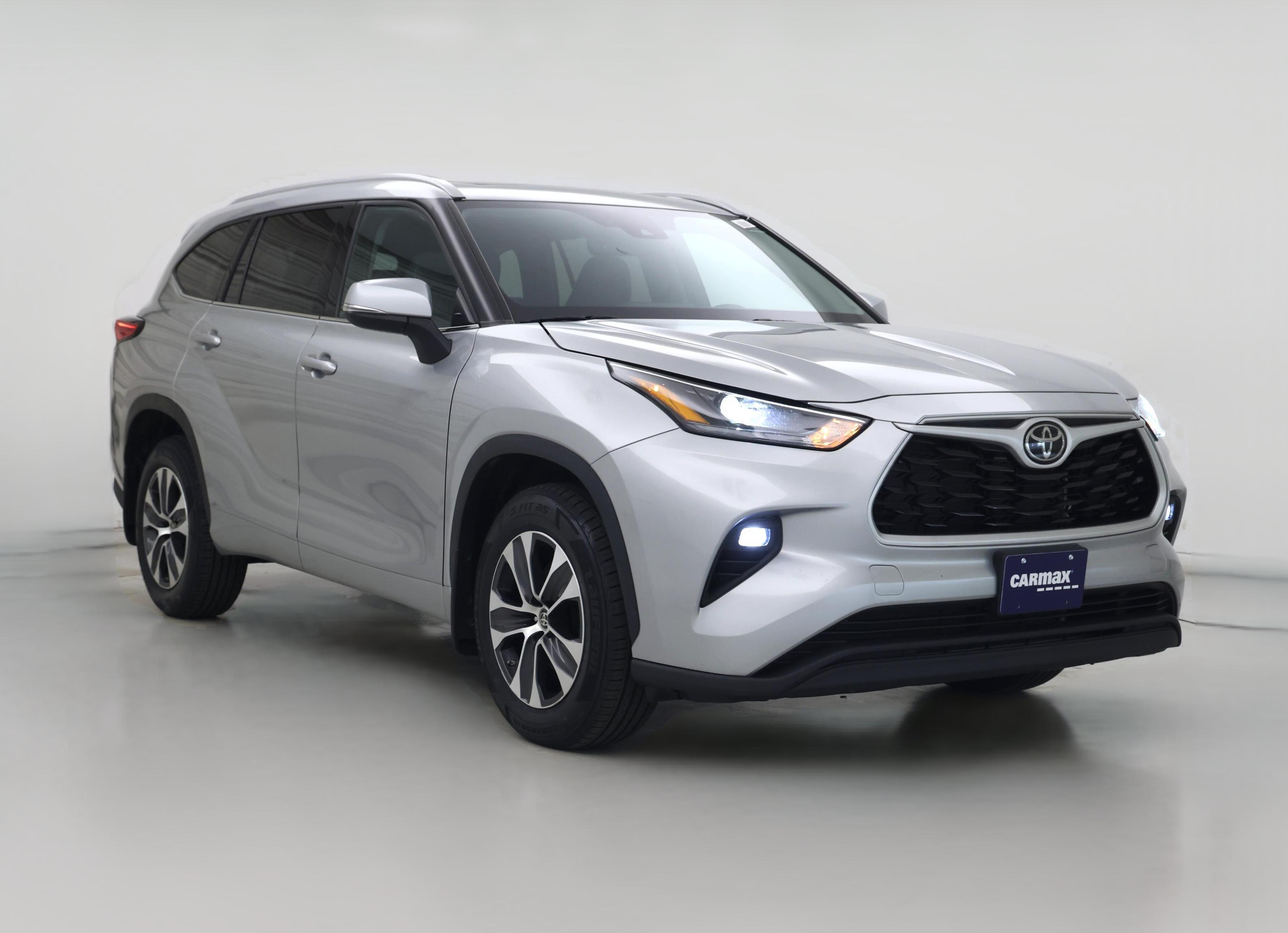 Thumbnail: 2022 Toyota Highlander - 1