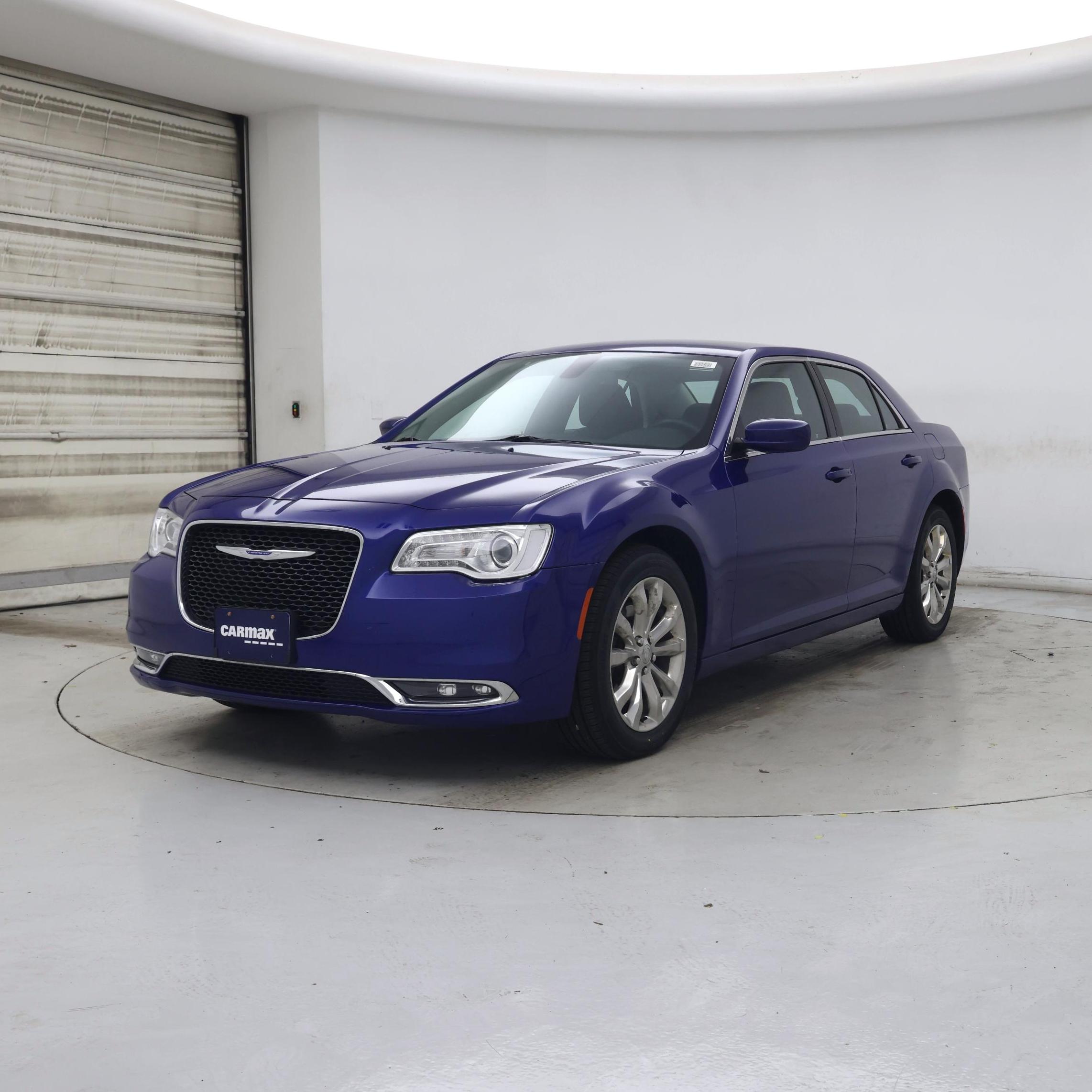 Thumbnail: 2018 Chrysler 300 - 4