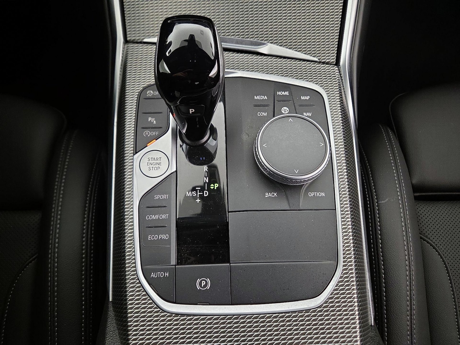 2022 BMW 2 Series 230i - Photo 19