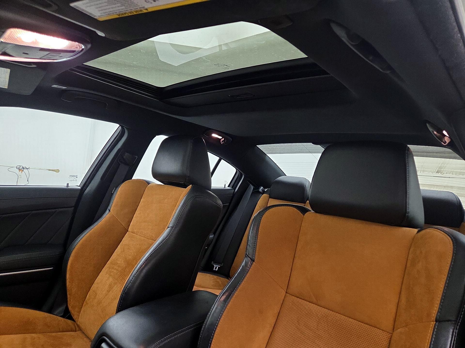 Thumbnail: 2020 Dodge Charger - 19