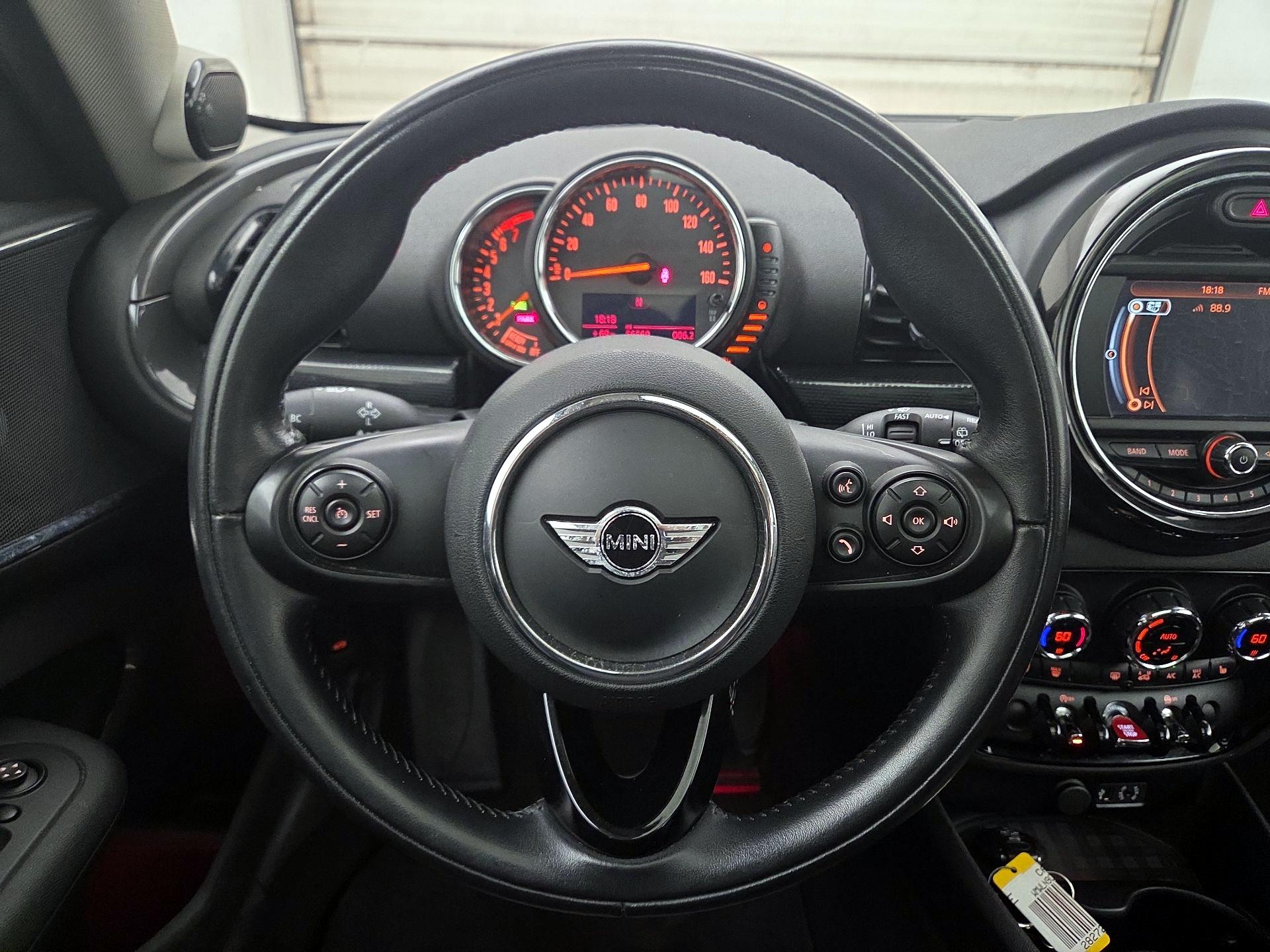 Thumbnail: 2017 MINI Cooper Clubman - 10