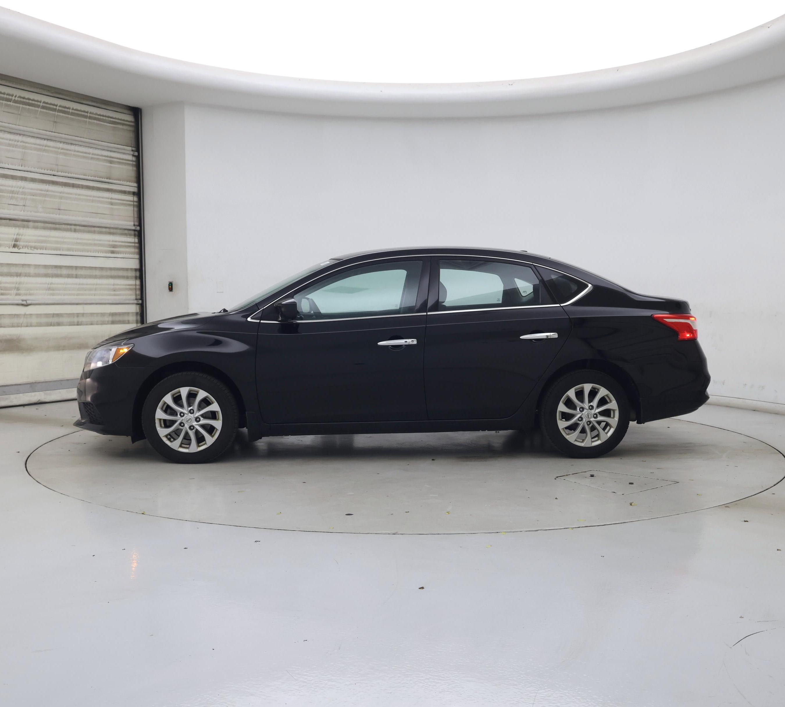 Thumbnail: 2019 Nissan Sentra - 3