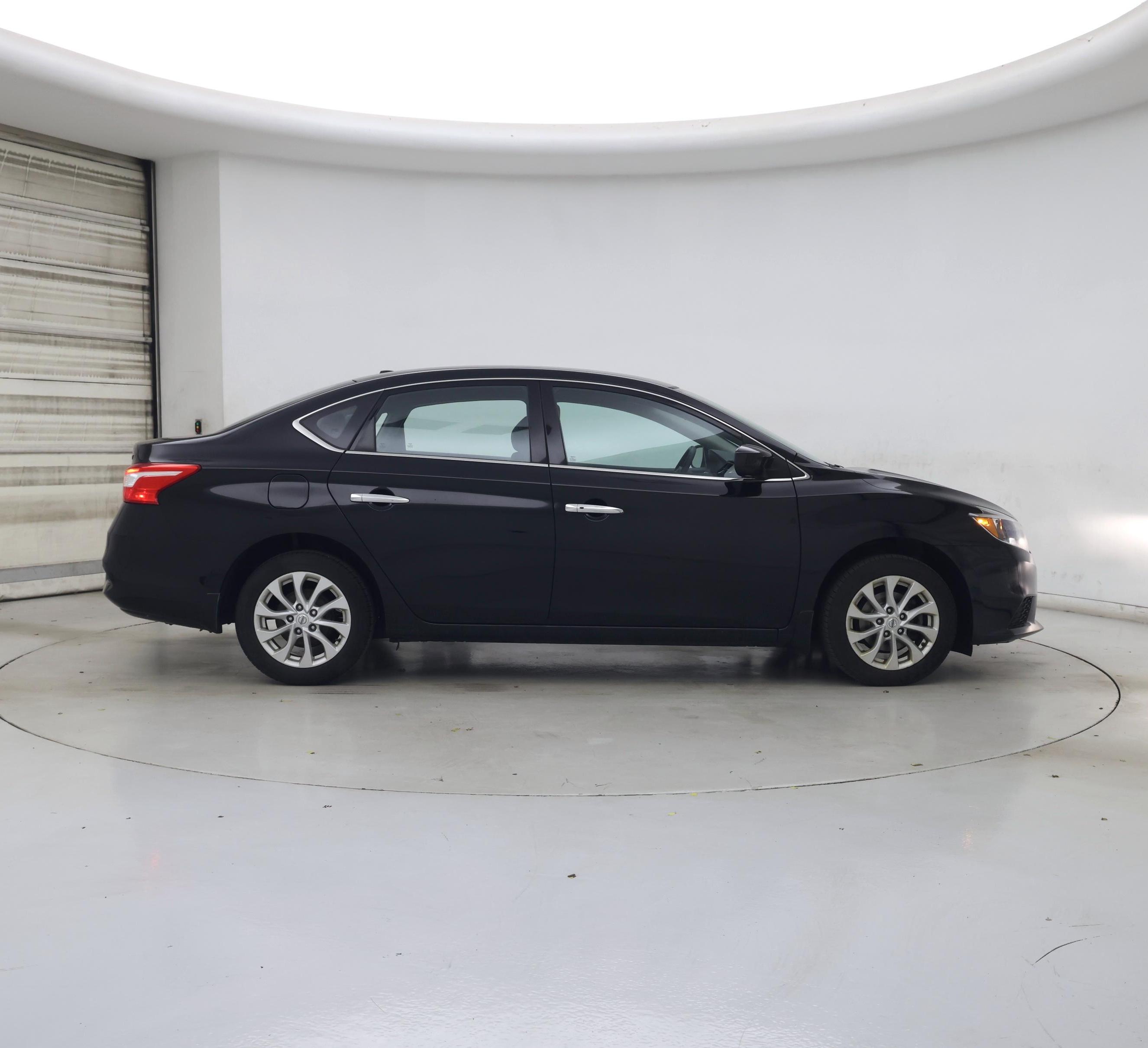Thumbnail: 2019 Nissan Sentra - 7