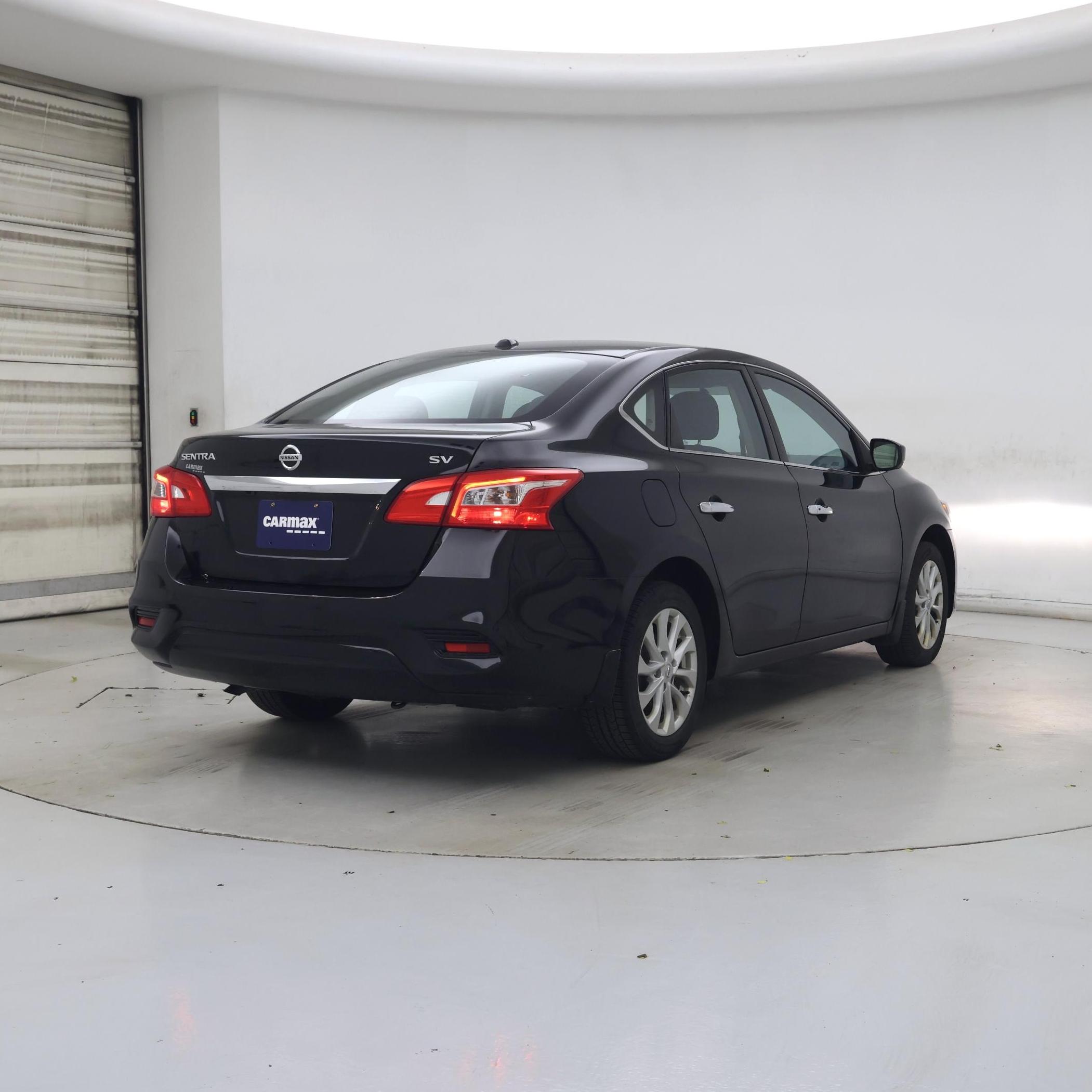 Thumbnail: 2019 Nissan Sentra - 8
