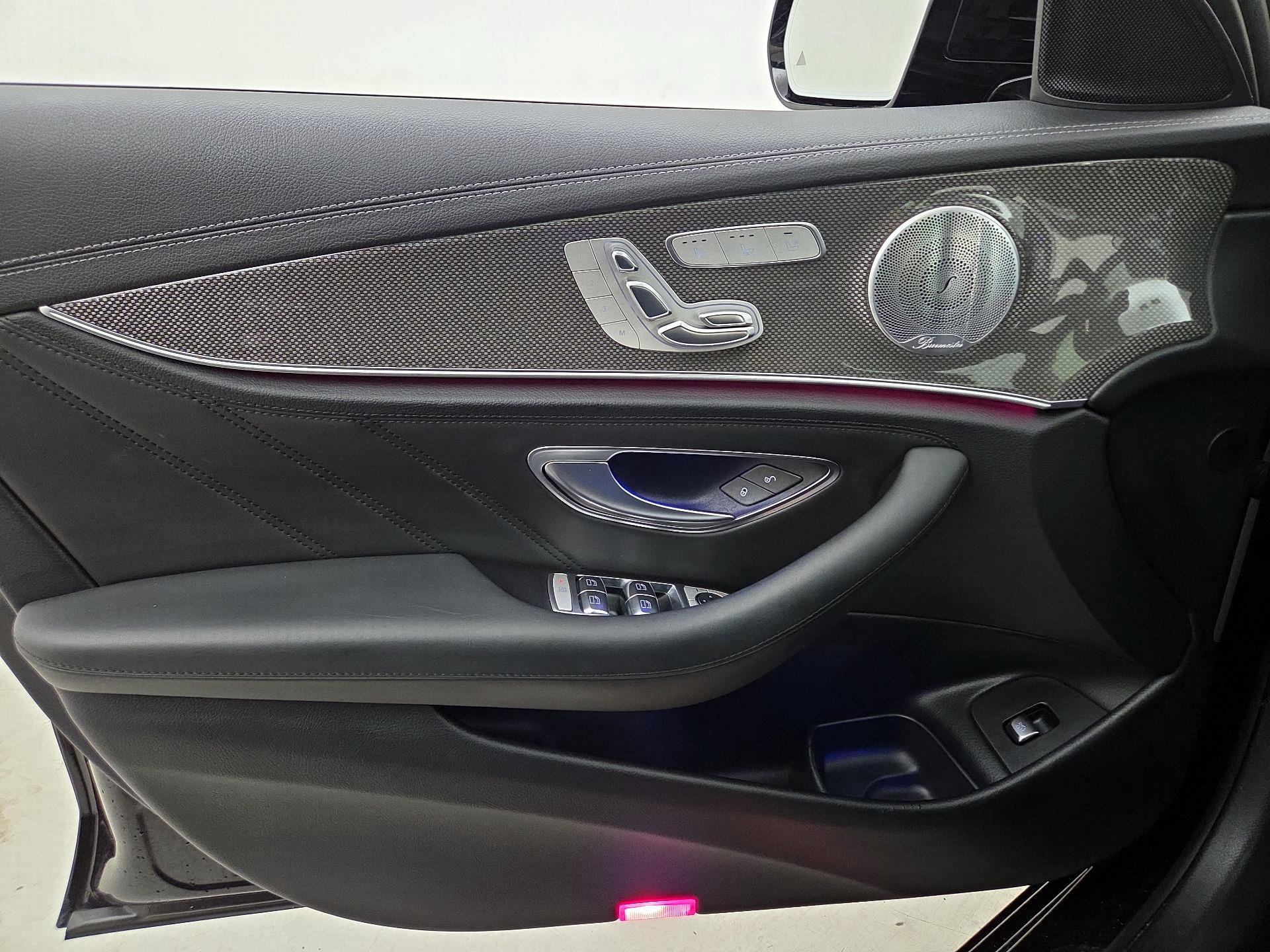 Thumbnail: 2020 Mercedes-Benz E-Class - 12