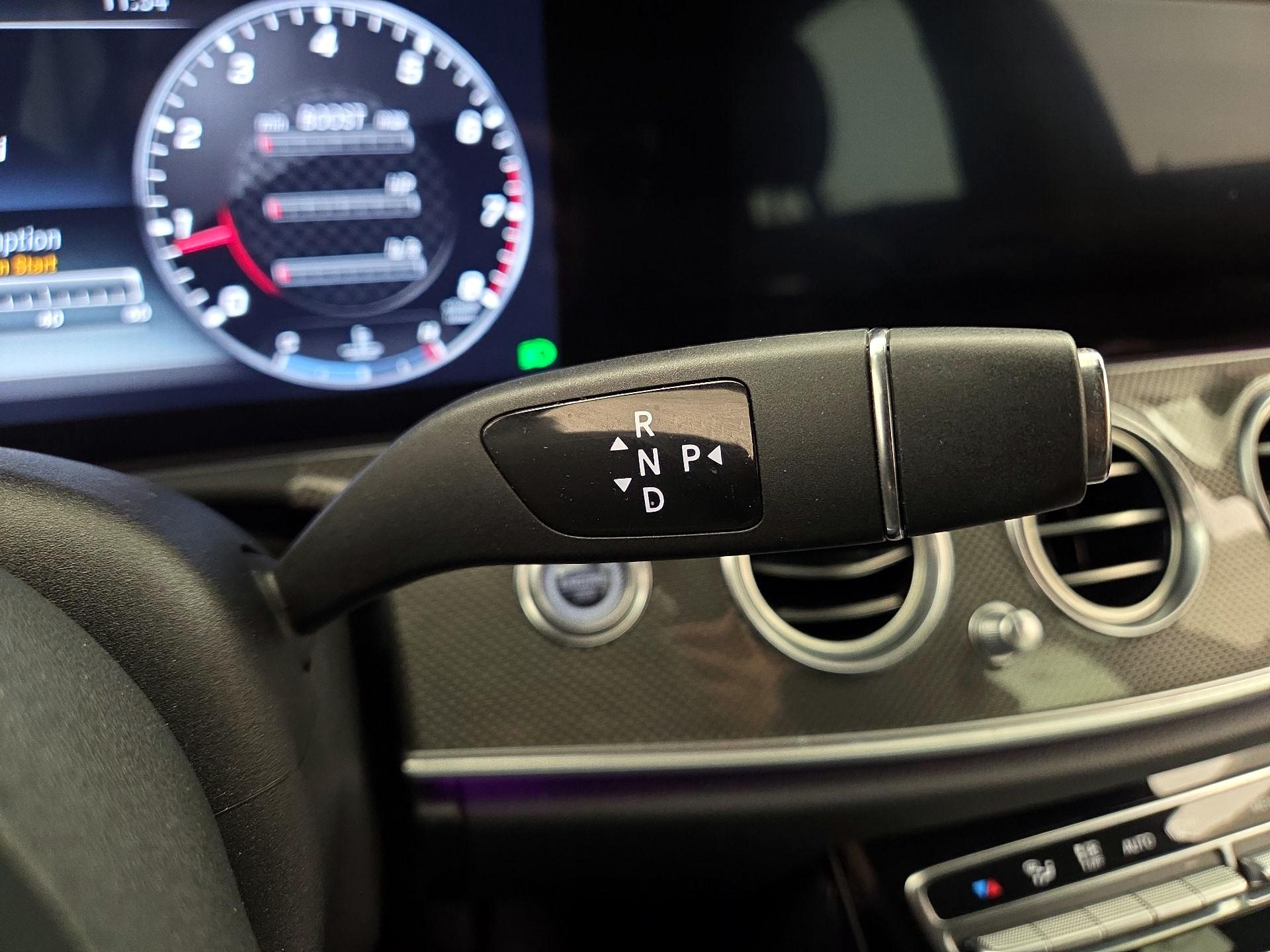 Thumbnail: 2020 Mercedes-Benz E-Class - 18
