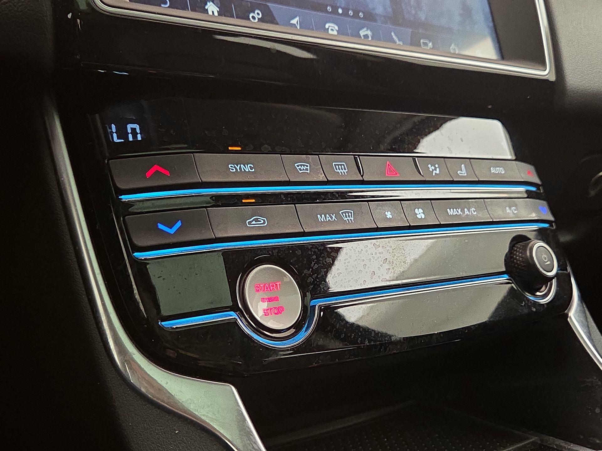 Thumbnail: 2019 Jaguar XE - 17