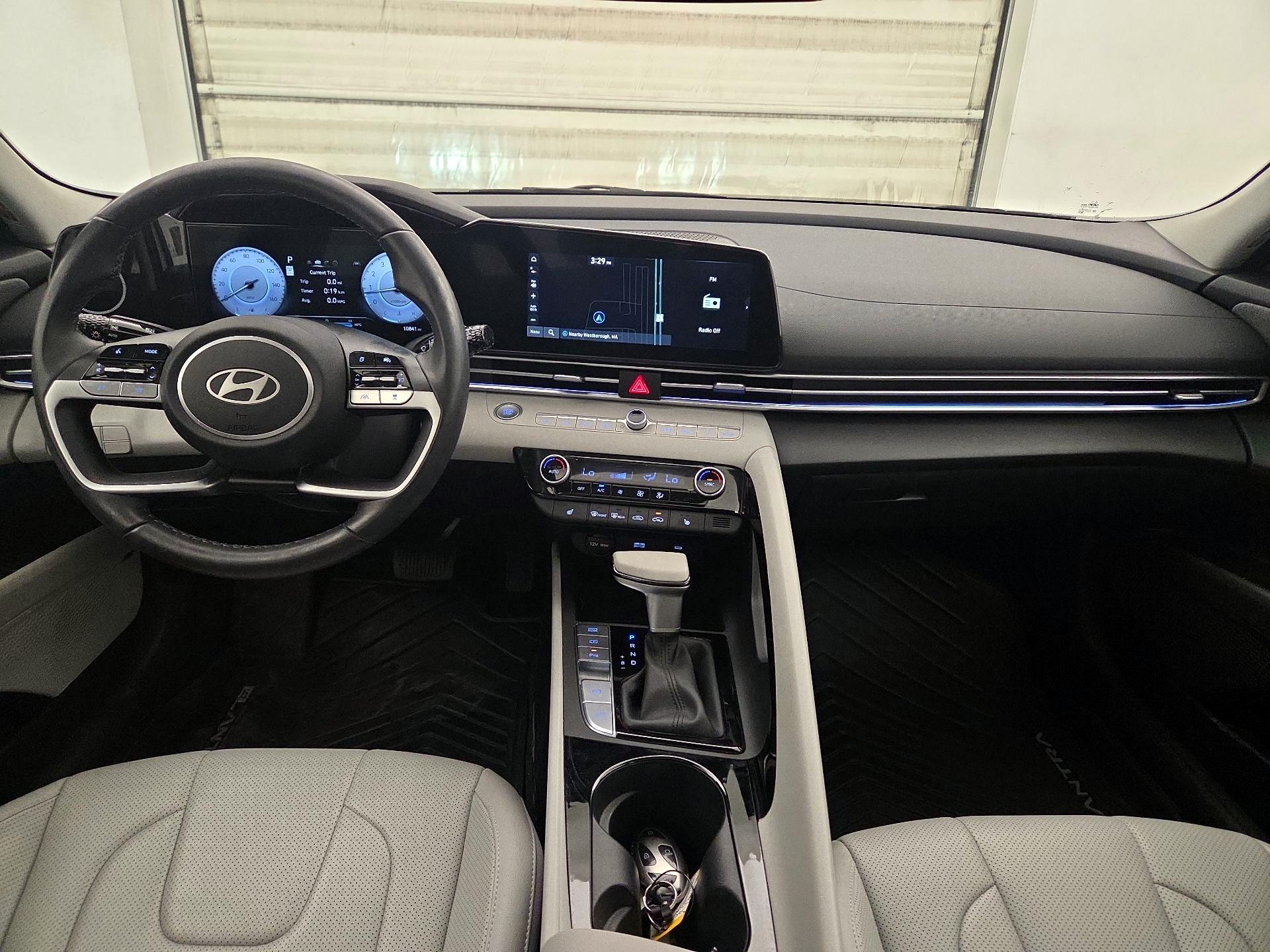 Thumbnail: 2024 Hyundai Elantra - 9